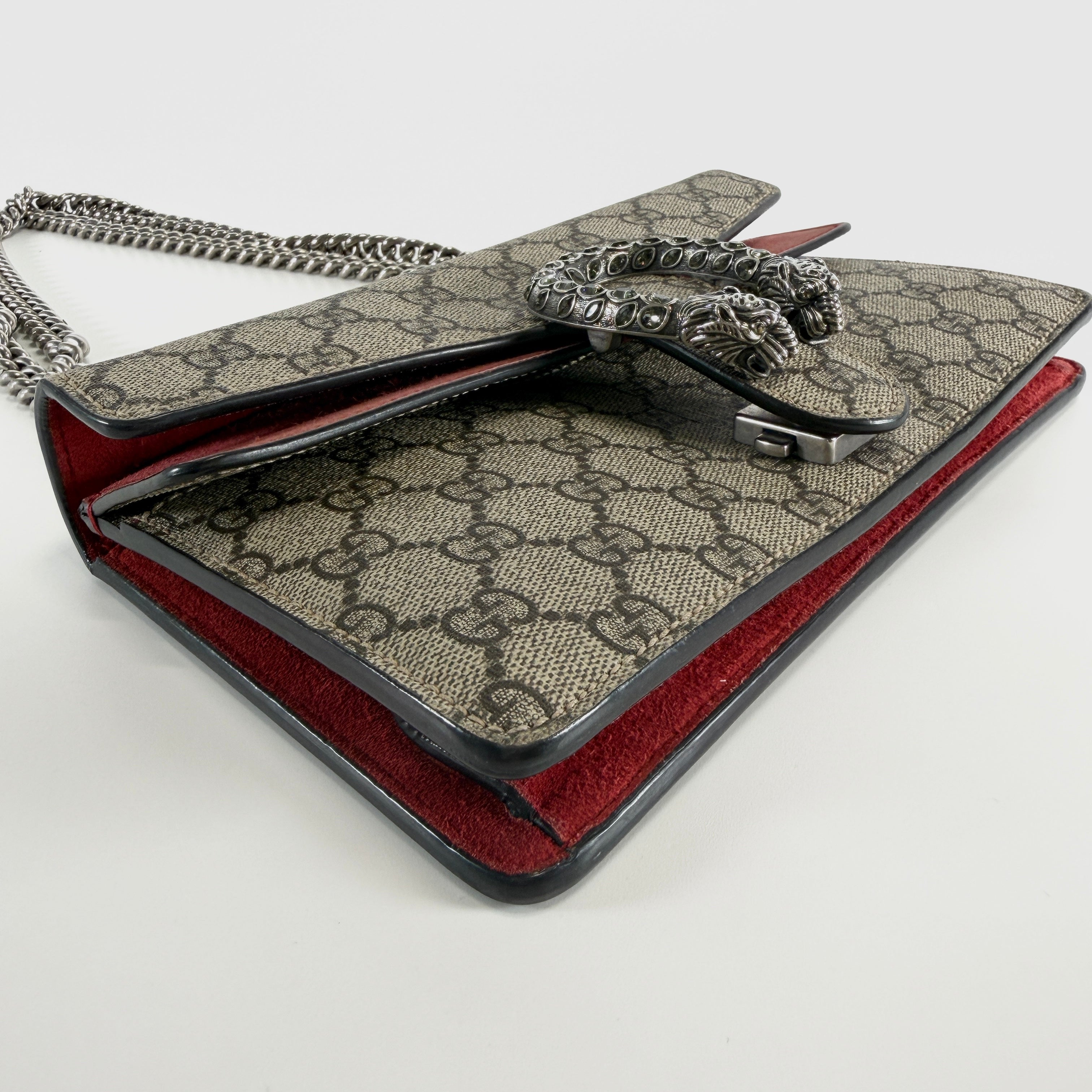2605 secondhand GUCCI 499623 Dionysus Shoulder bag / Crossbody Bag