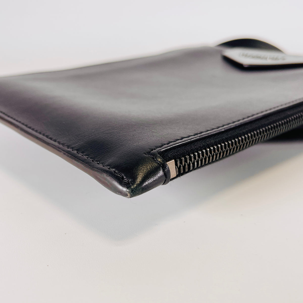 2605 secondhand GIVENCHY van Shoulder bag