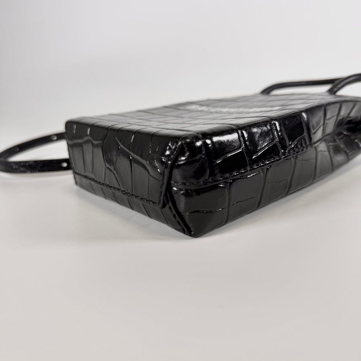 2608 secondhand BALENCIAGA hand bag