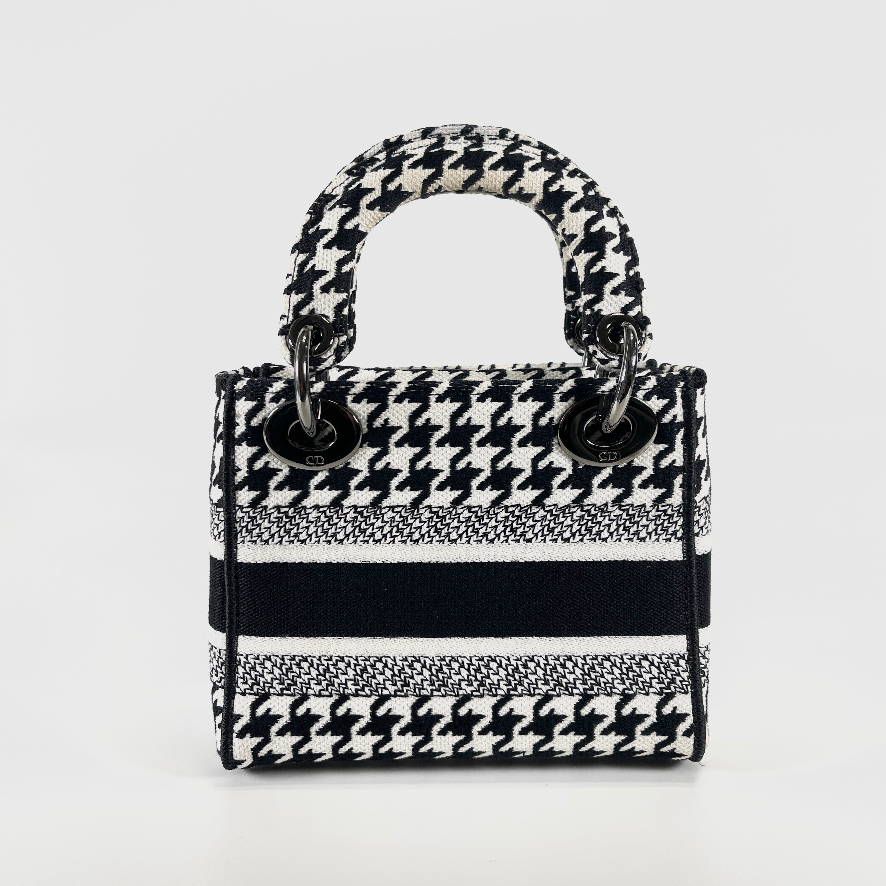 2504 DIOR shoulder
