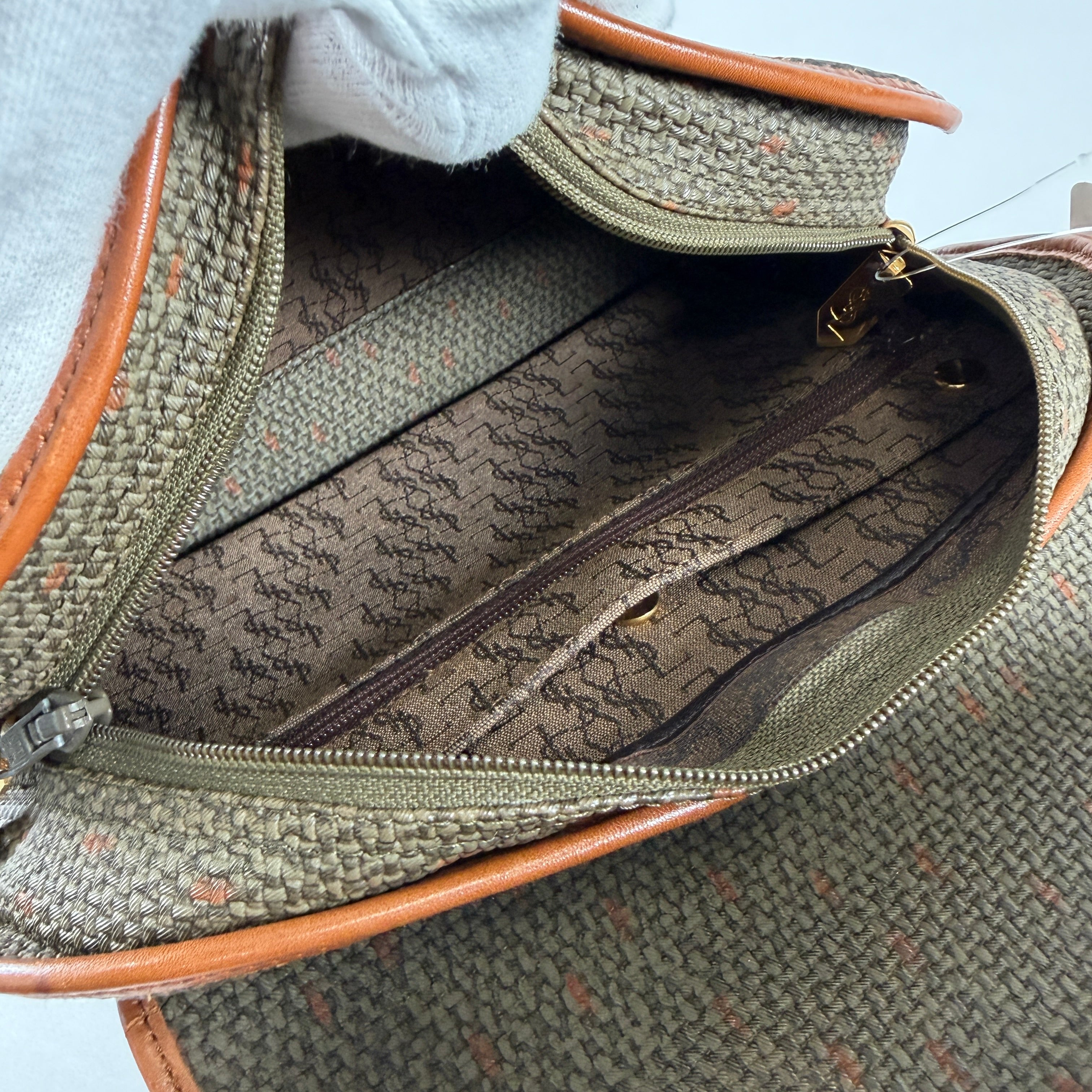 2606 secondhand SAINTLAURENT YSL hand bag