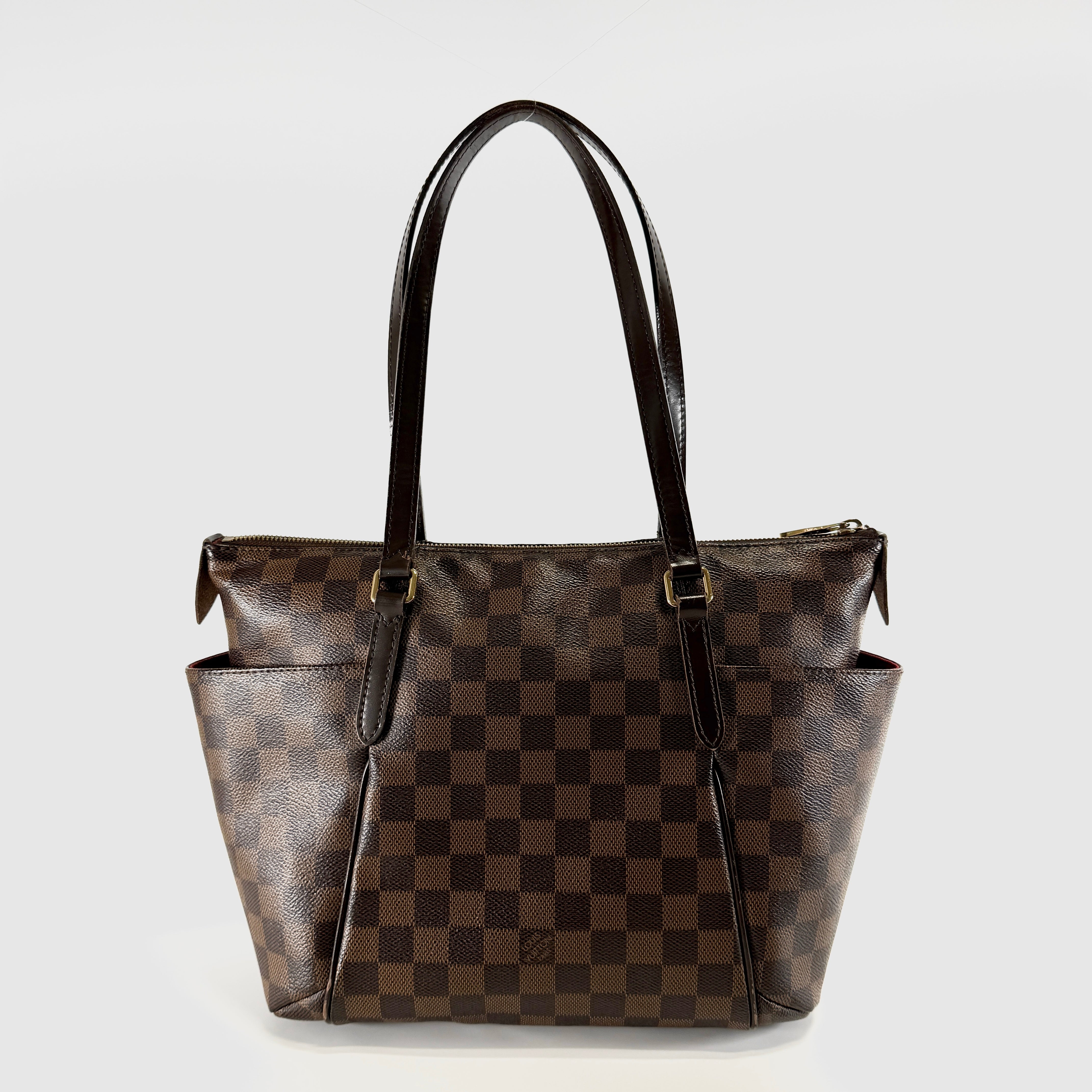 2608 secondhand LV Damier Totally PM