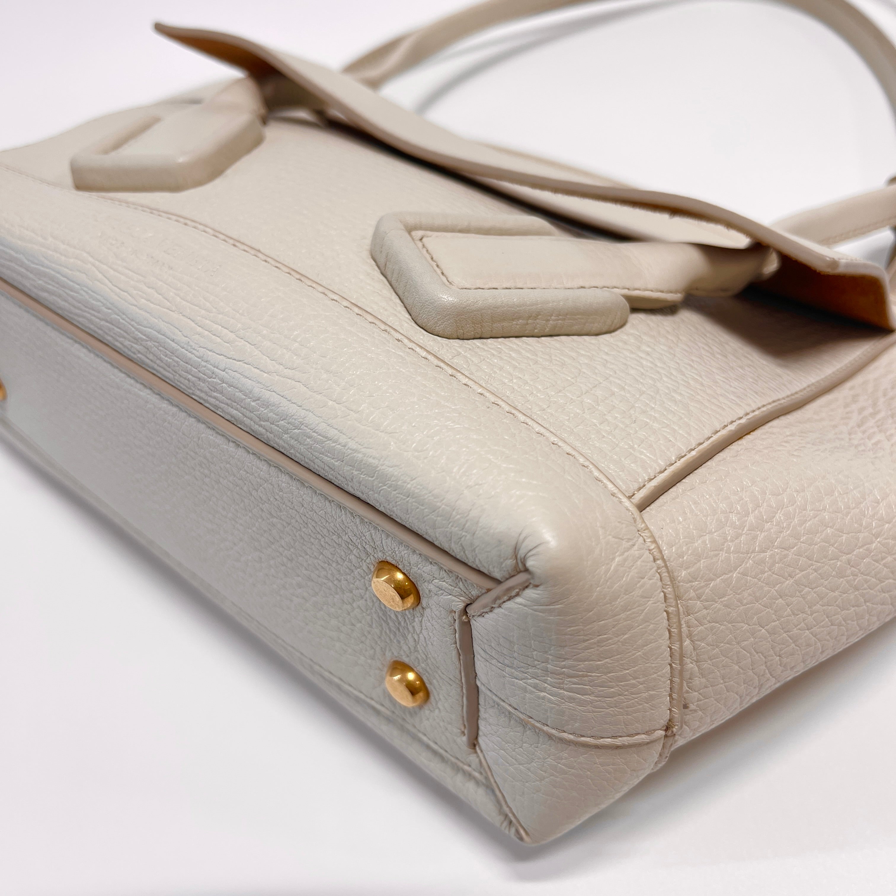 2605 secondhand BOTTEGAVENETA The Arco Large leather Shoulder bag white