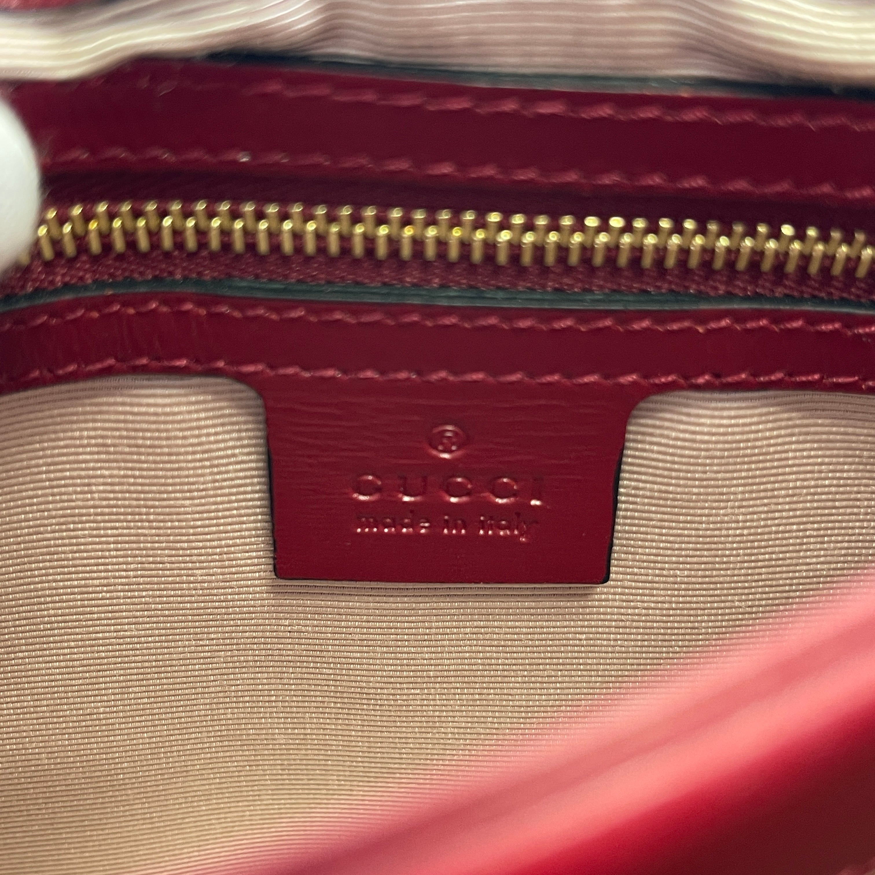 2605 secondhand GUCCI Shoulder bag + O