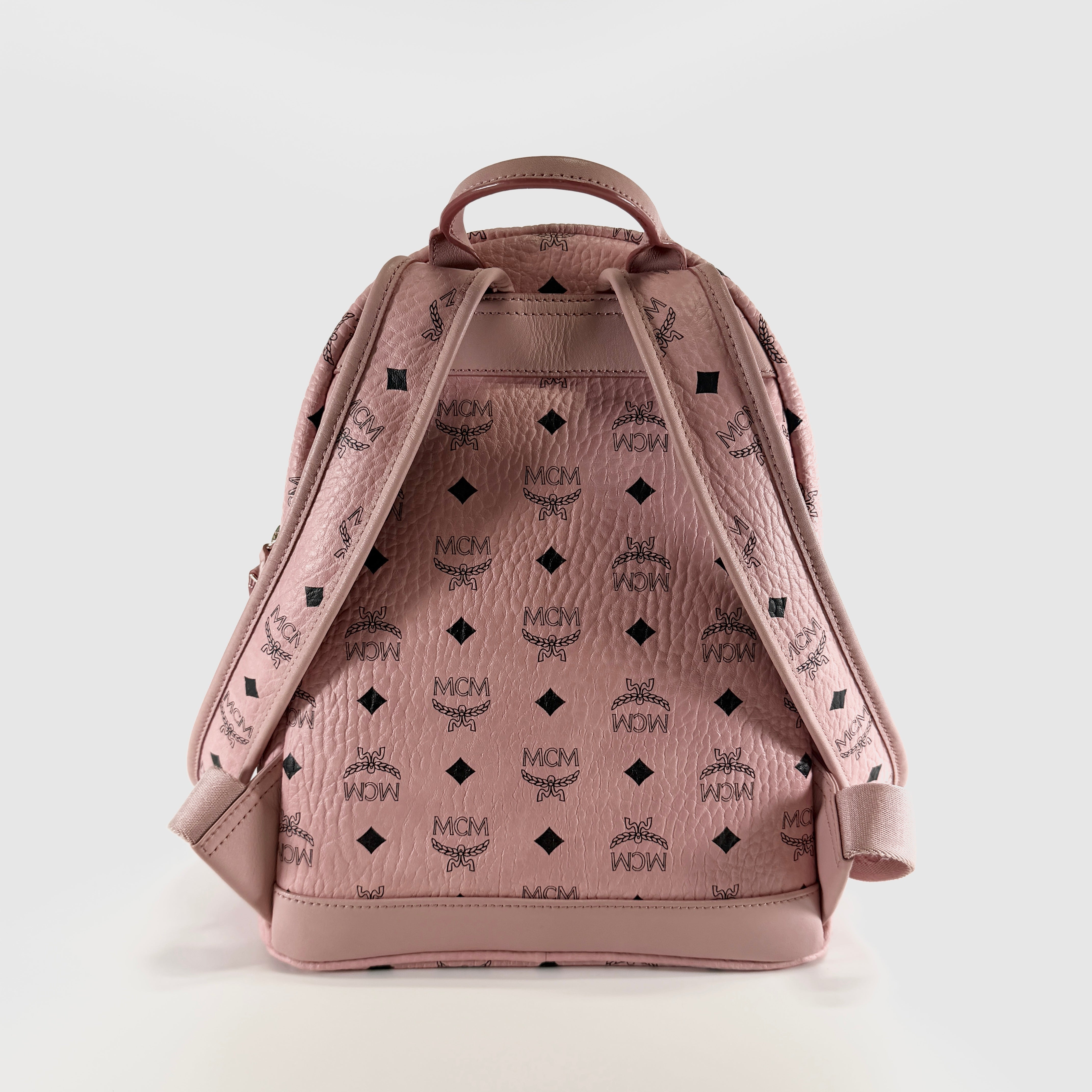 2605 secondhand MCM backpack Vitt Print Visetos