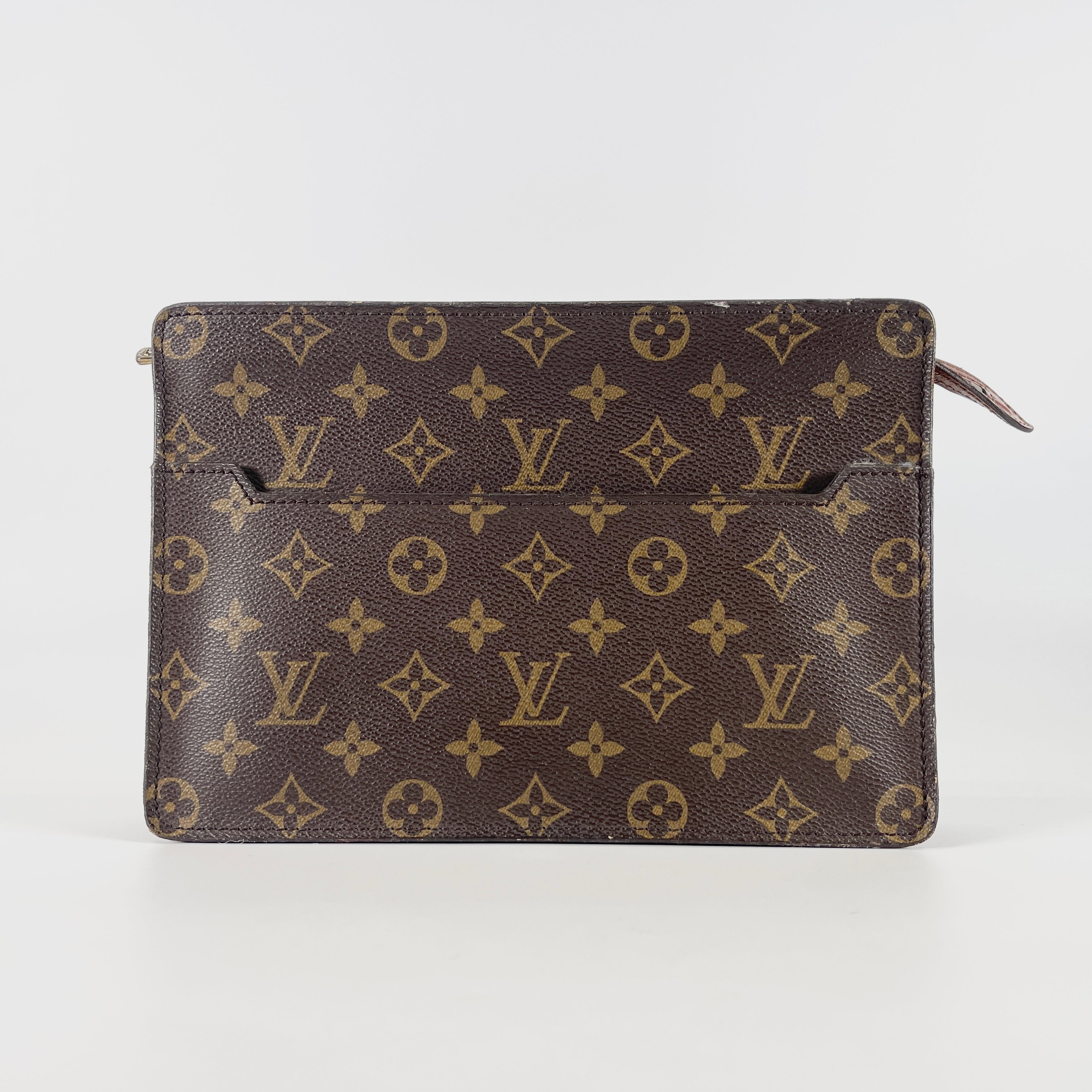 2605 secondhand LV Monogram Pochette Om