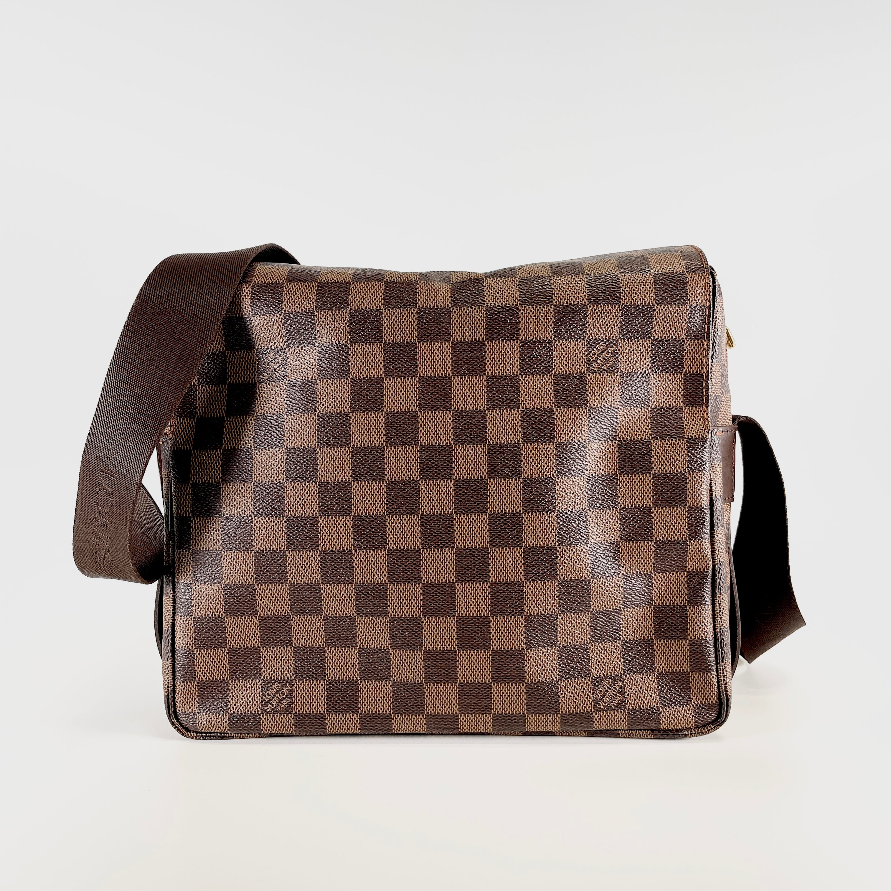 2606 secondhand LV Damier Naviglio