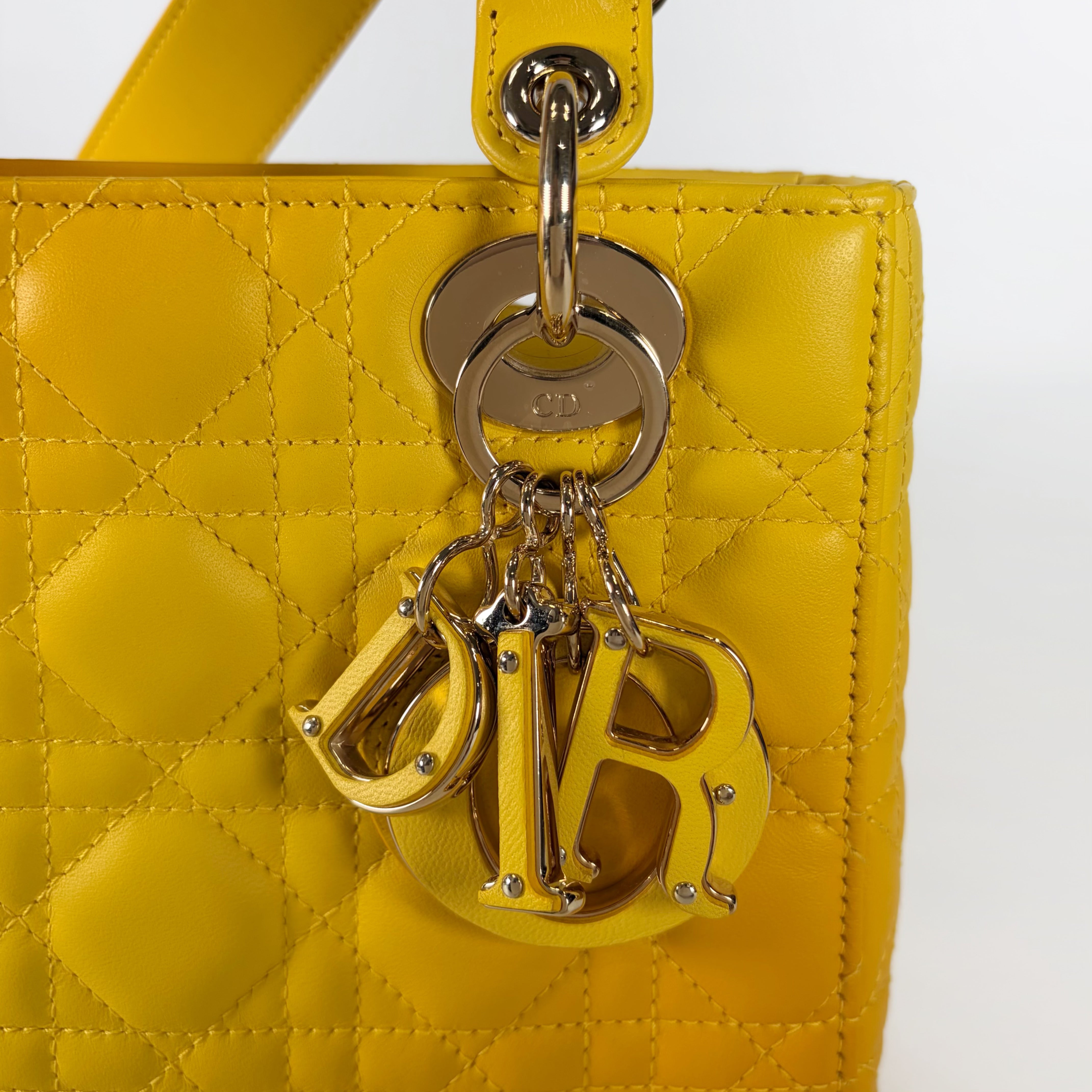 2508 CD Lady Dior Small YE