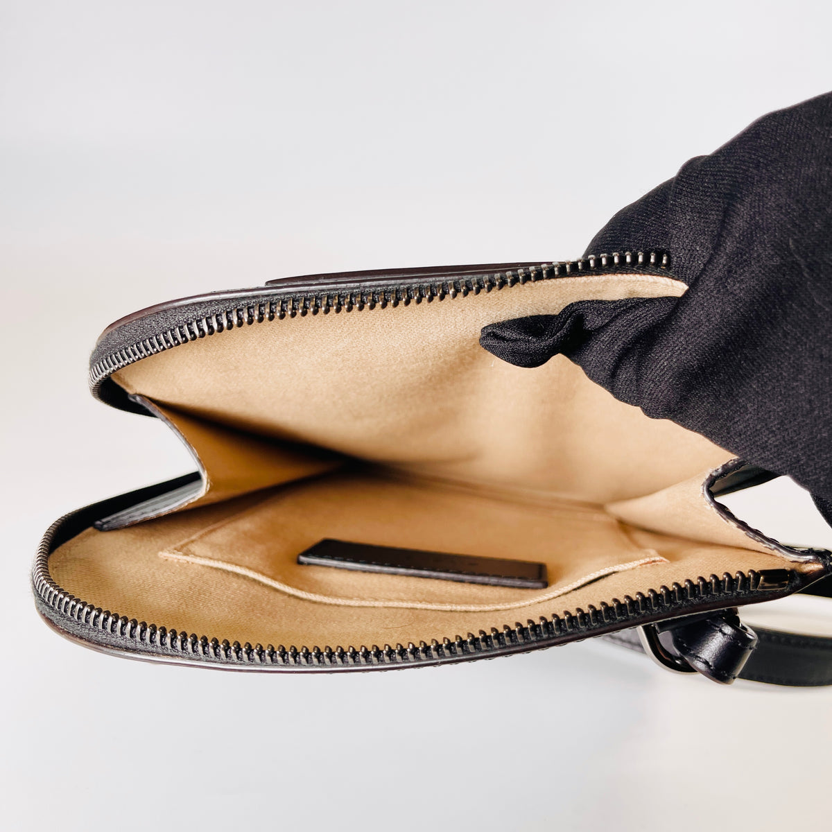 2605 secondhand GIVENCHY van Shoulder bag