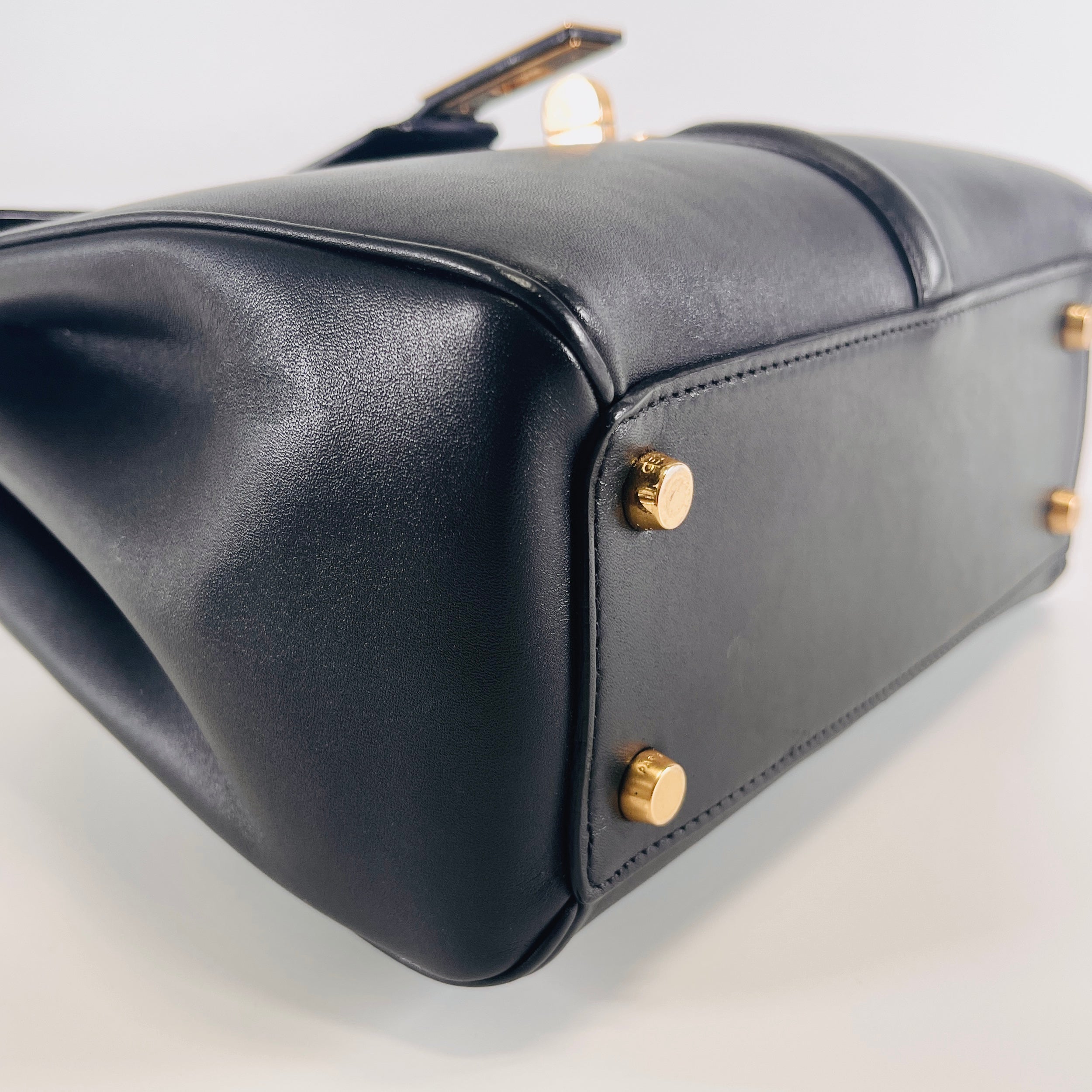 2603 secondhand CELINE 16 soft medium bag
