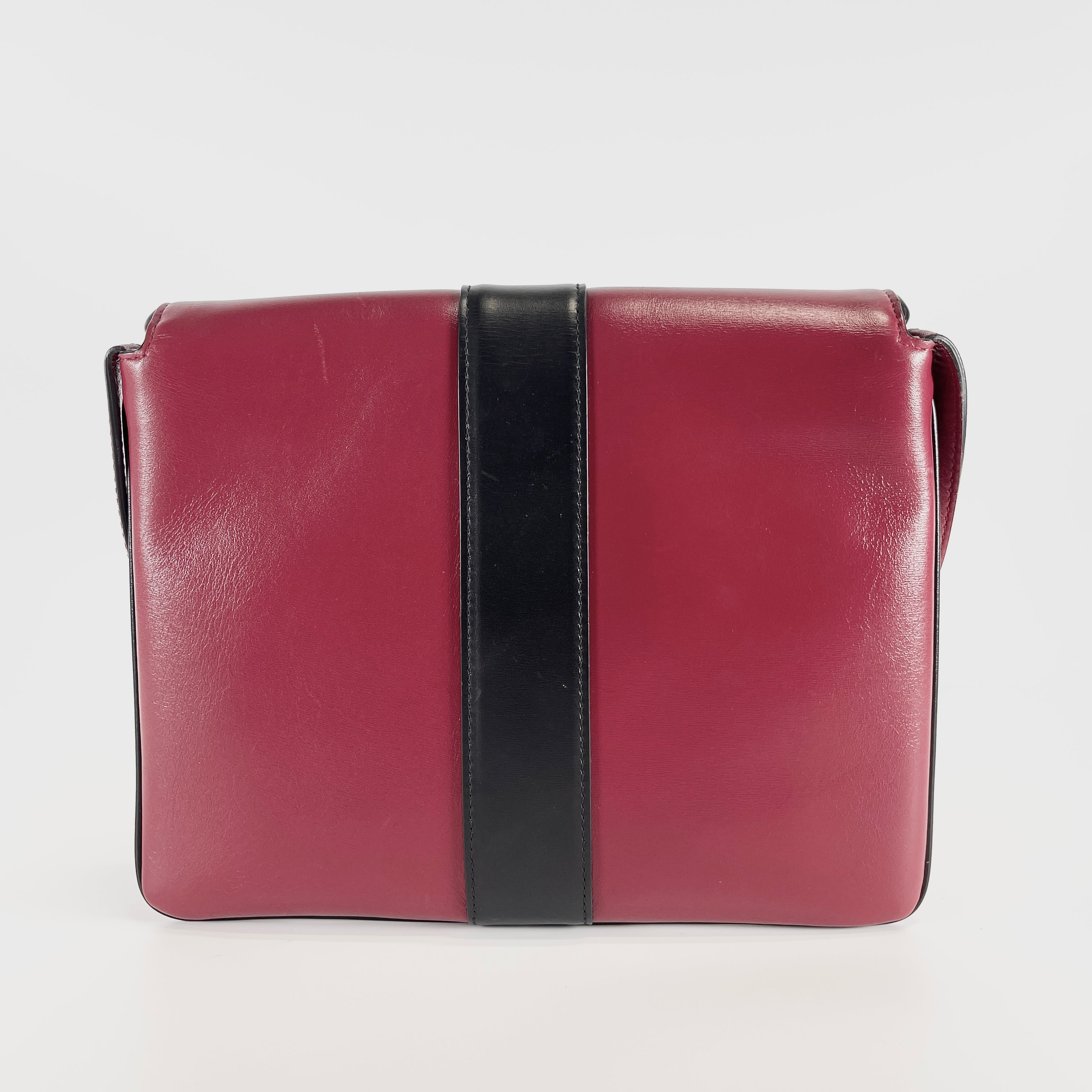 2605 secondhand GUCCI Shoulder bag + O
