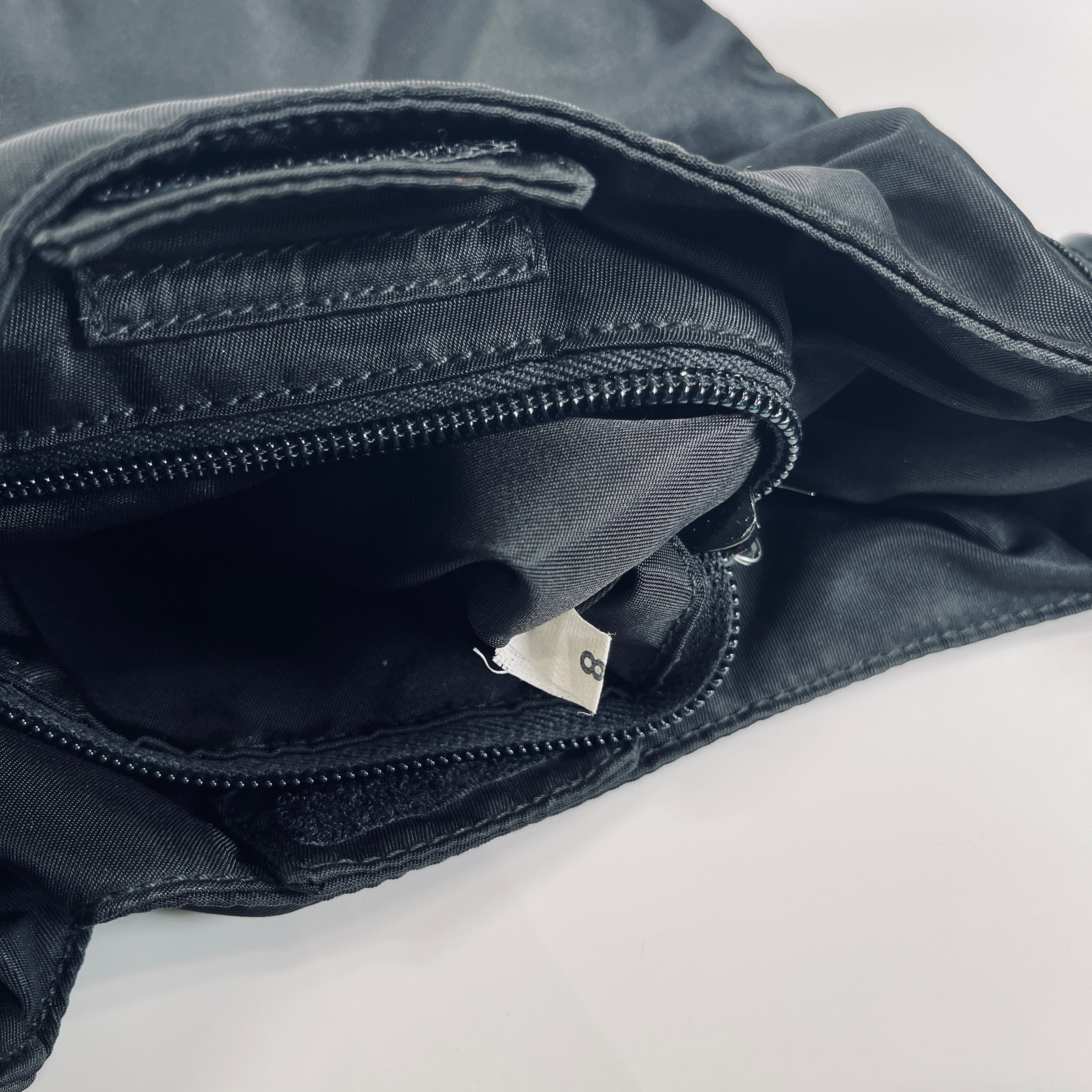 2606 secondhand PRADA nylon hand bag