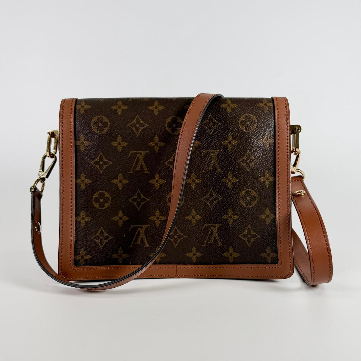 Used Shoulder Bag Dauphines