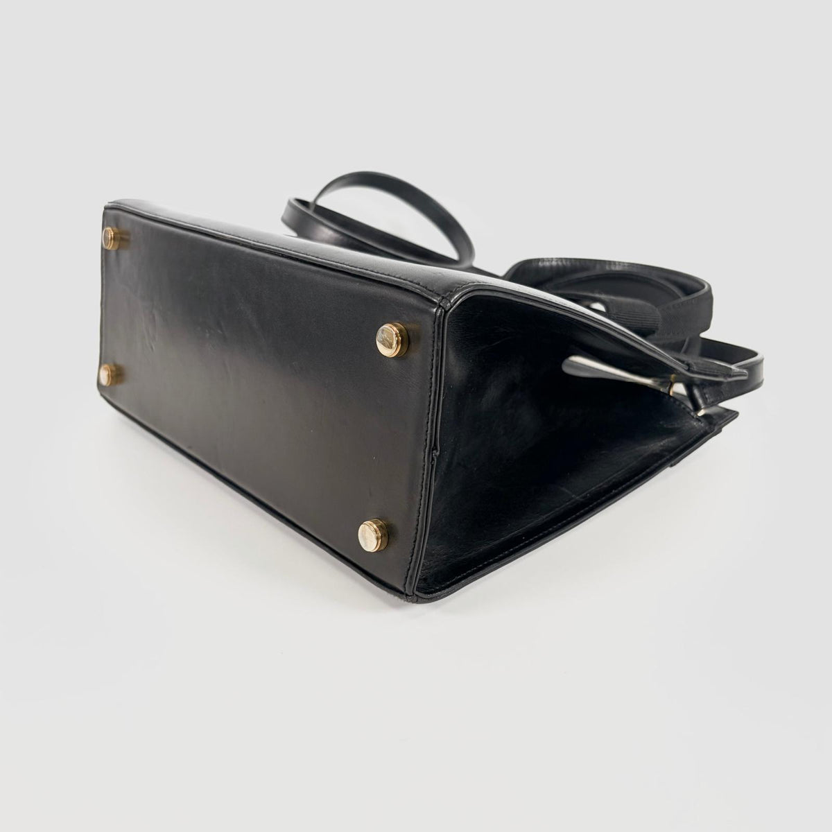 Used Handbag Vara ribbon
