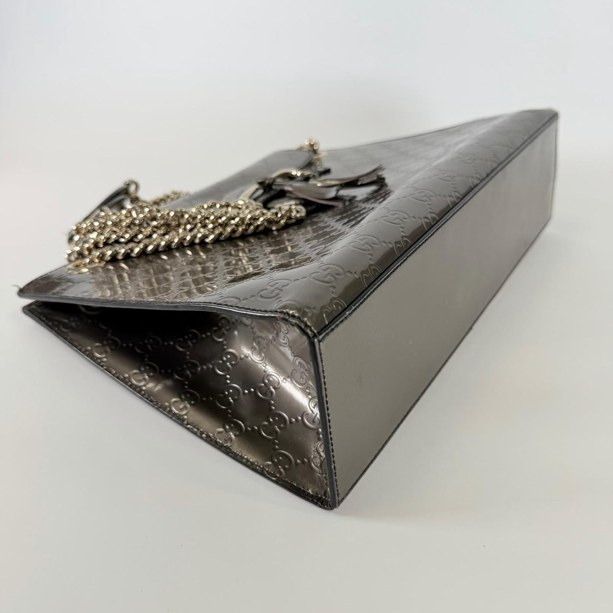 Used Shoulder Bag Emily Medium Chain Shoulder Bag