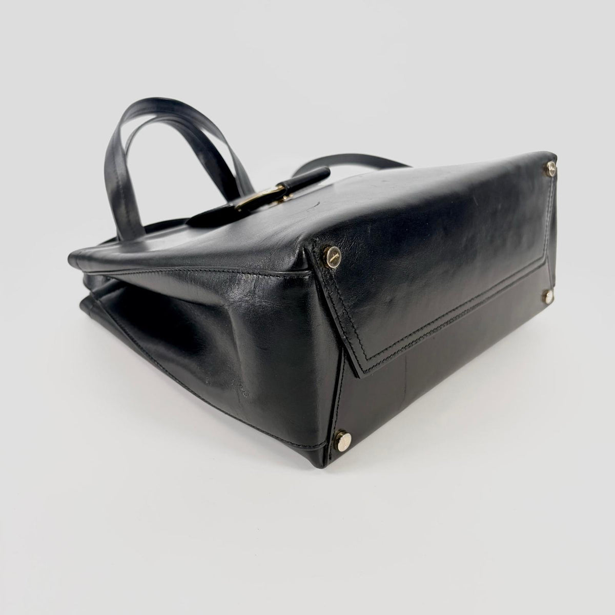 Used Handbag Vala