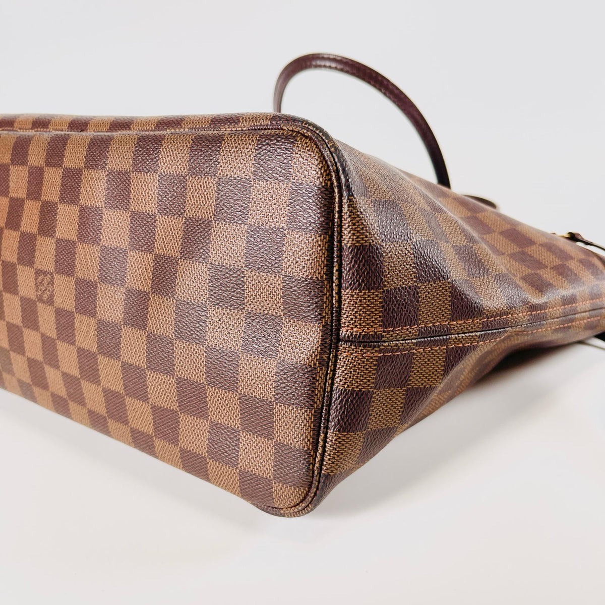 Used Shoulder Bag Never full