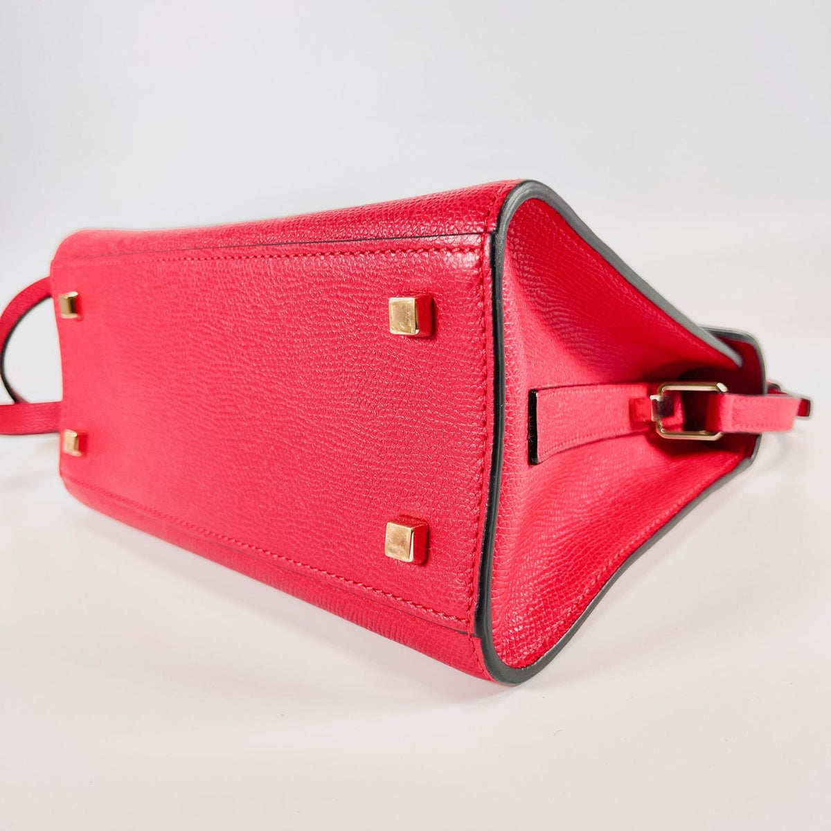 Used Shoulder Bag