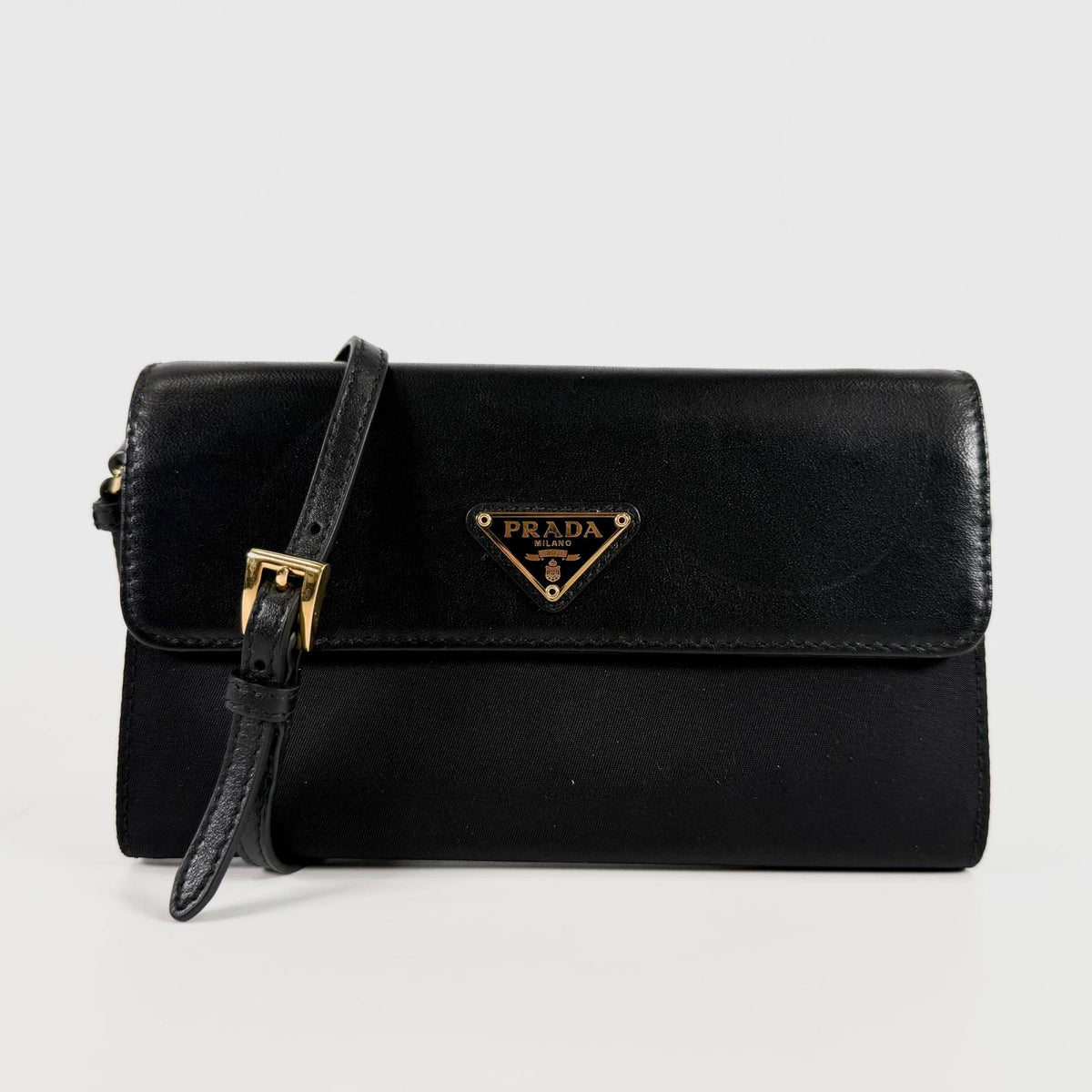 Used Wallet Chain Shoulder wallet