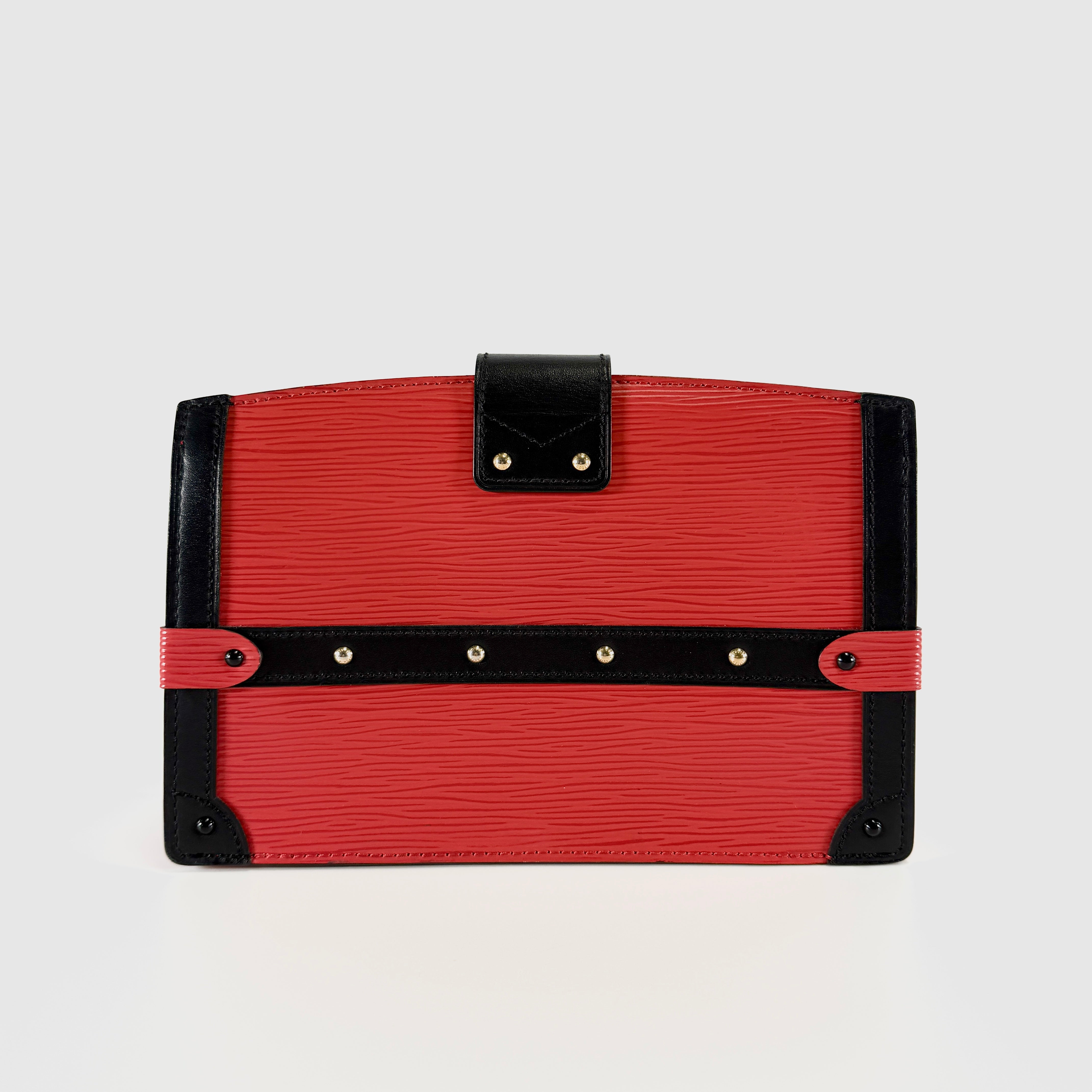 2605 secondhand LV Epi M51697 trunk clutch Rouge × Noir shoulder strap