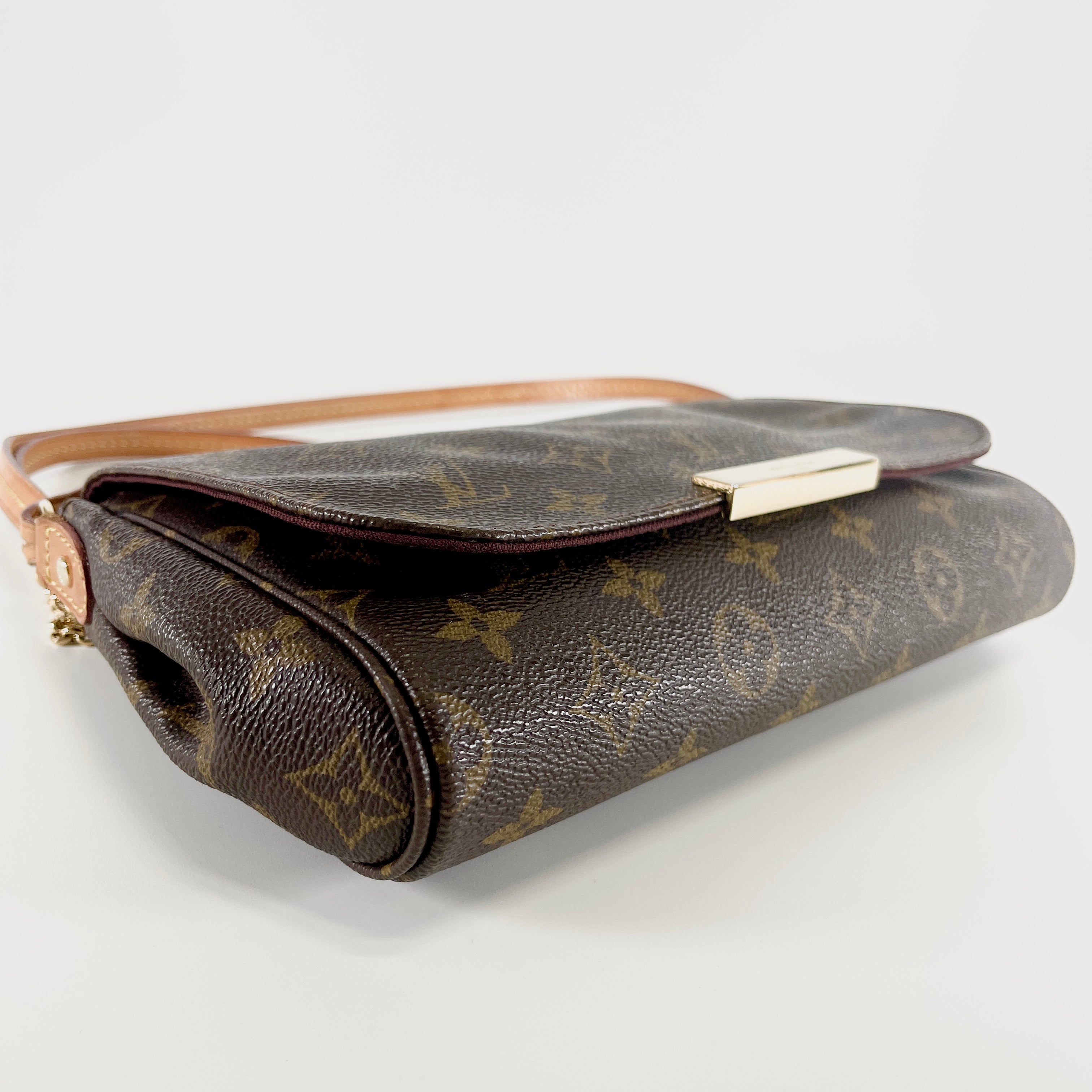 2606 secondhand LV bag Faye MM M40719/DU2165/ Monogram