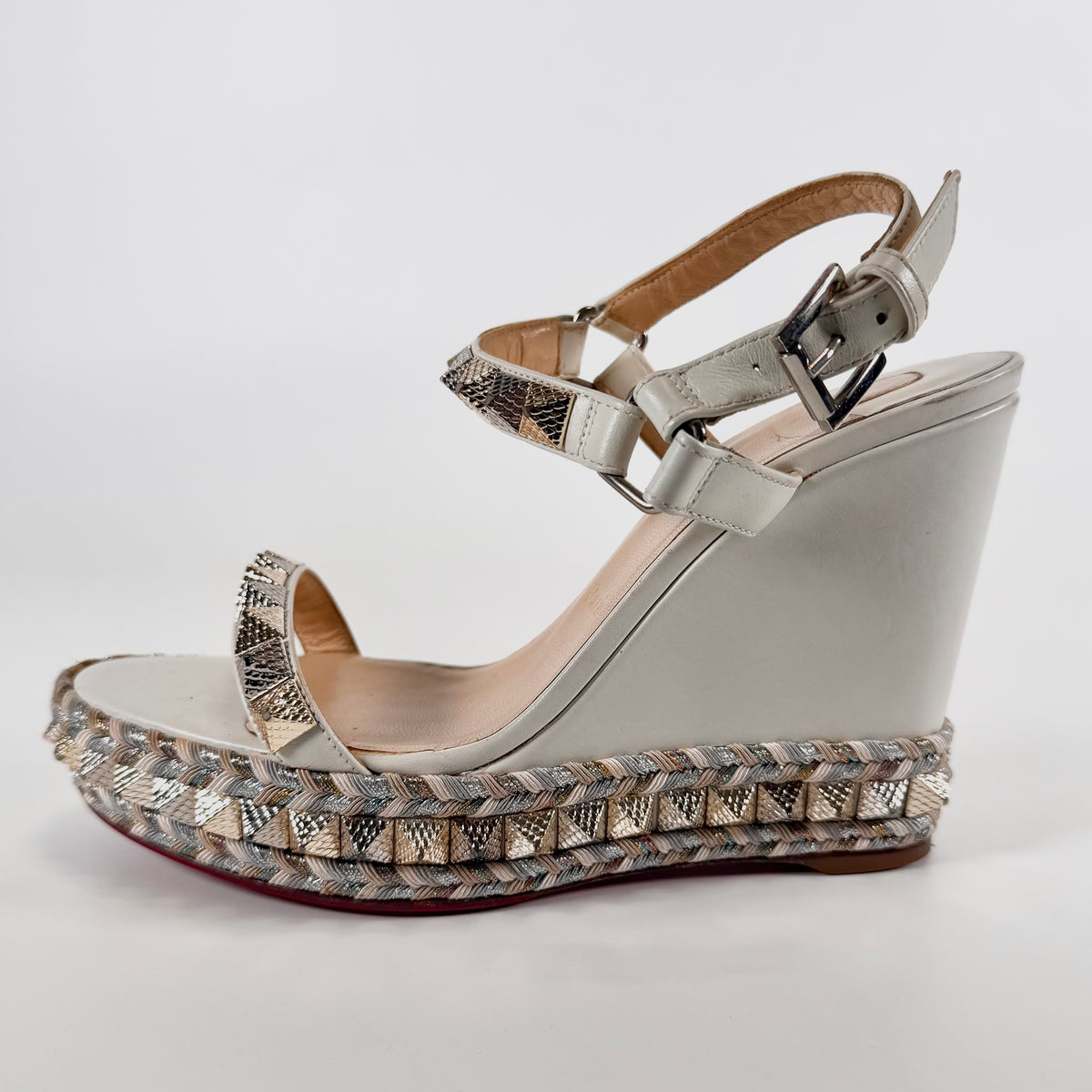 2607 secondhand Christian LouboutinChristian Louboutin Kuro leather Wedge sole Sandals 39 Women's white spy studs drawstring dust bag parts ? Galle