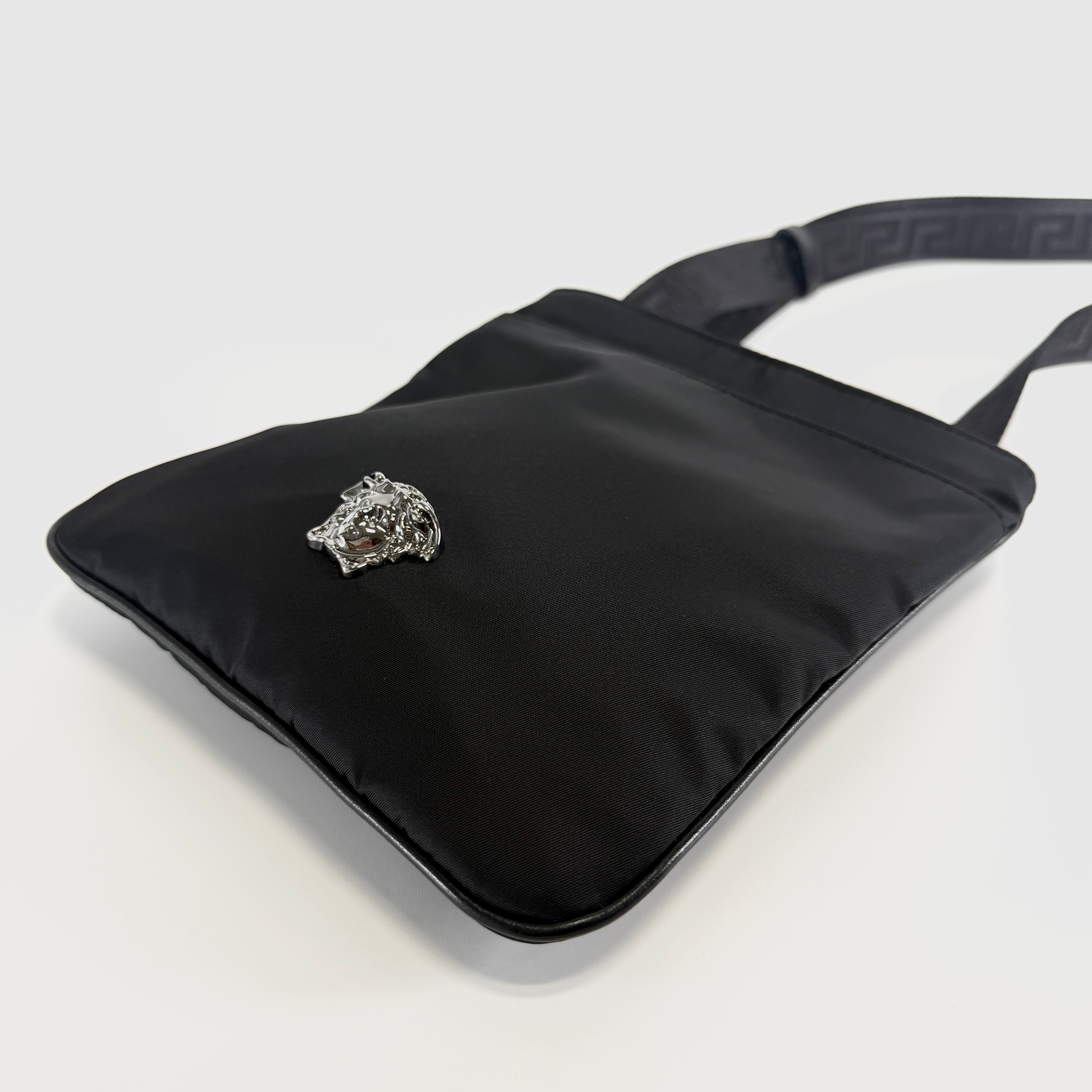 2607 secondhand VERSACE nylon shoulder black