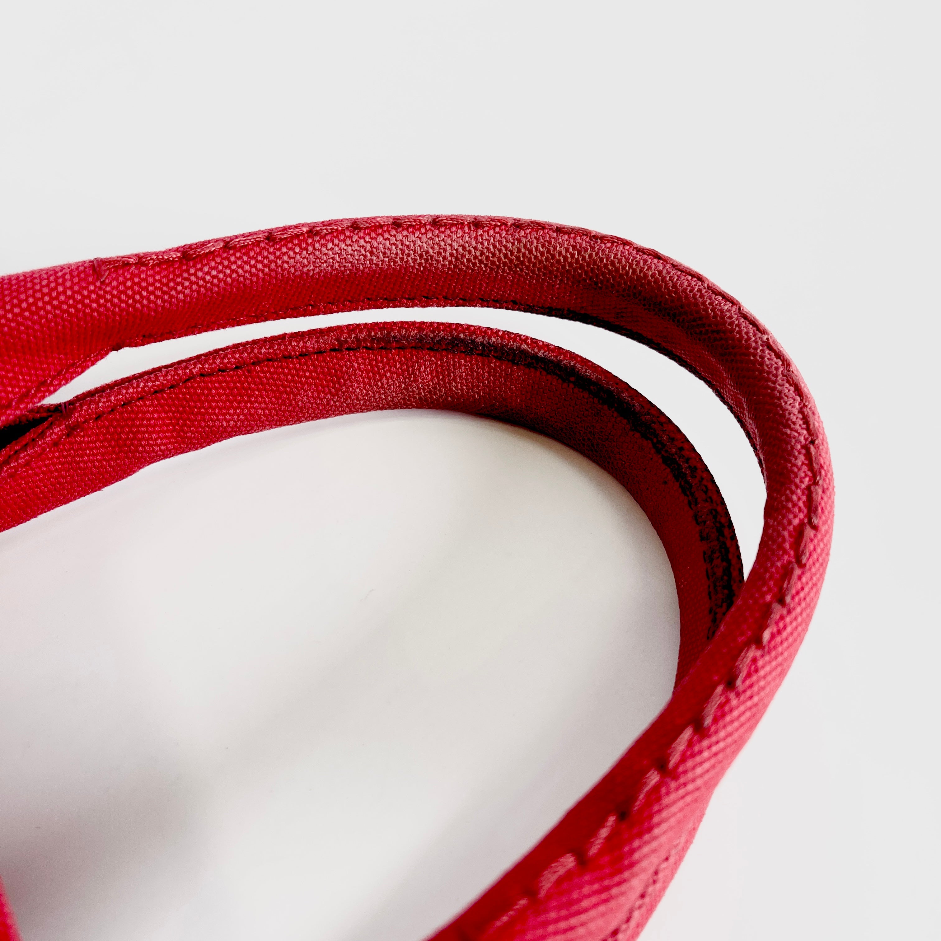 2512 secondhand PRADA Canapa hand bag Red canvas