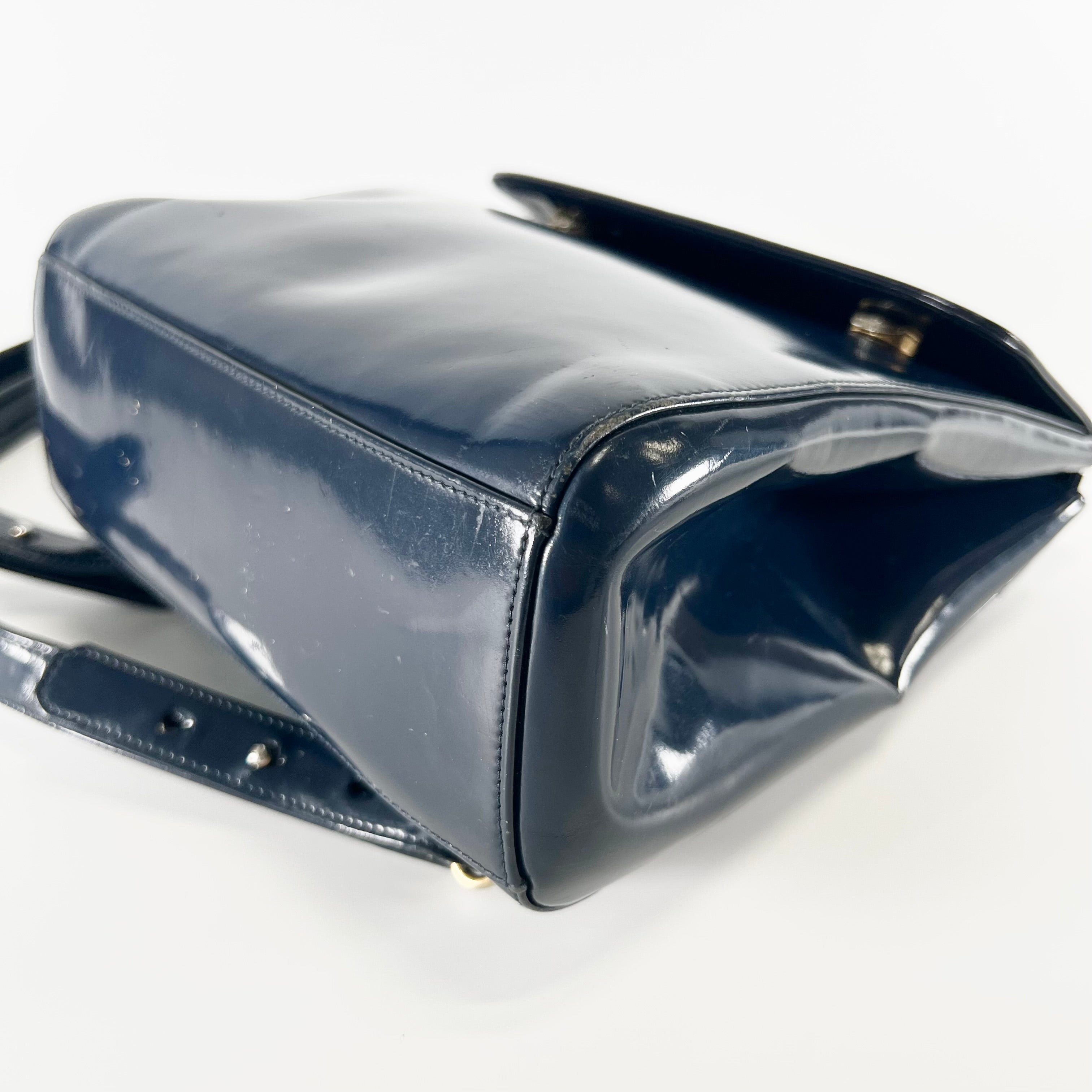 2605 secondhand CD patent backpack