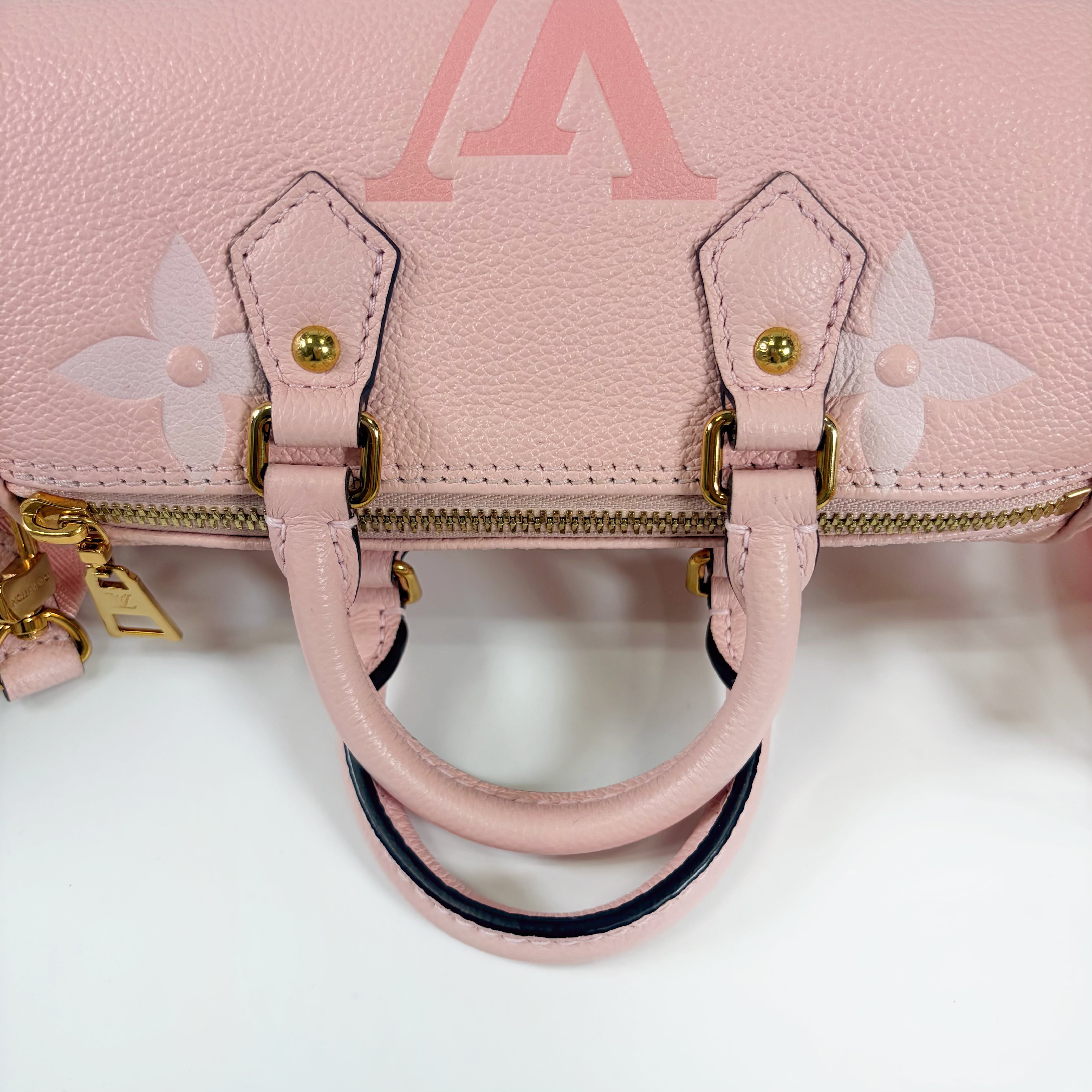 2601 secondhand Louis Vuitton brand bag pink