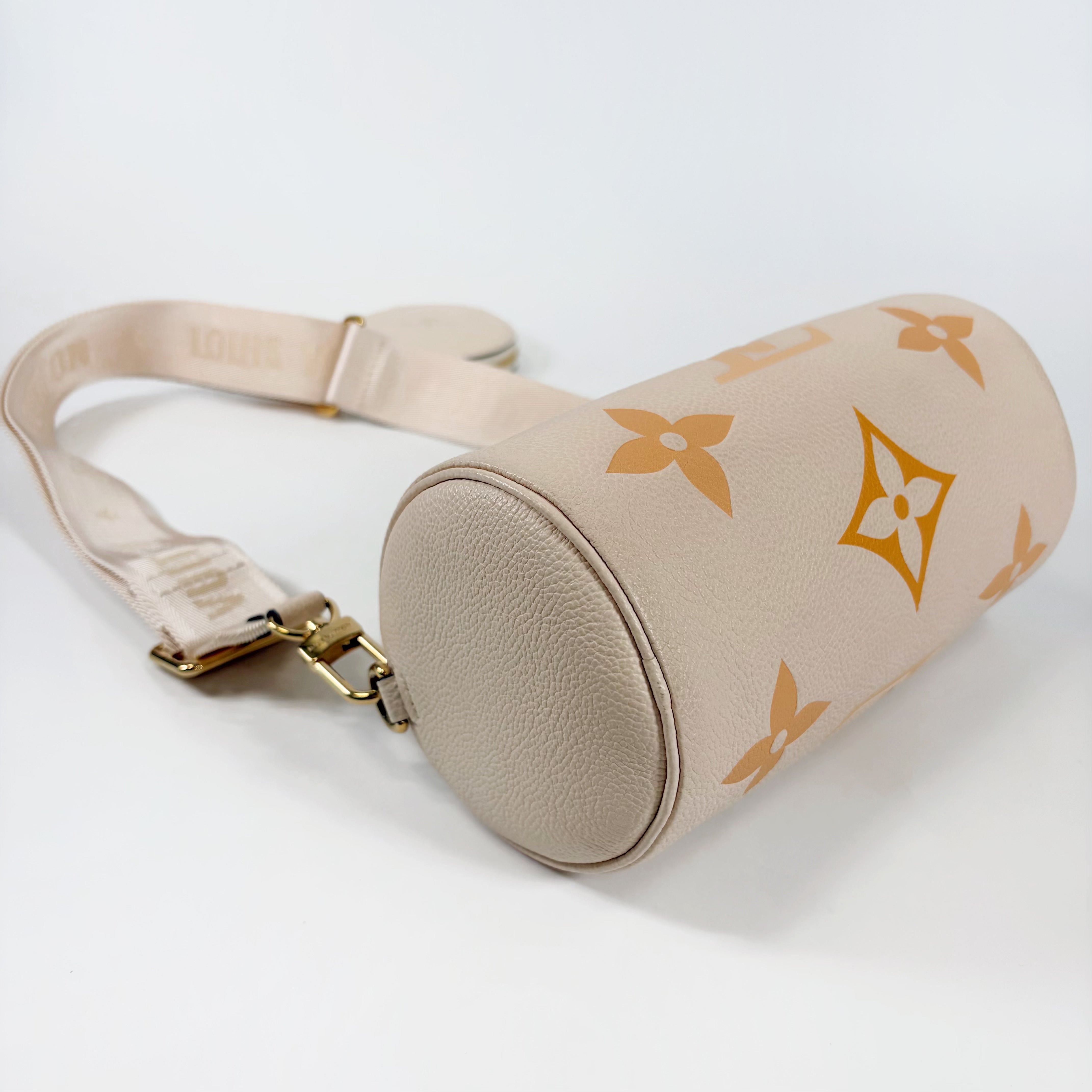 2601 Louis Vuitton Empreinte M45708 Papillon BB cream pouch