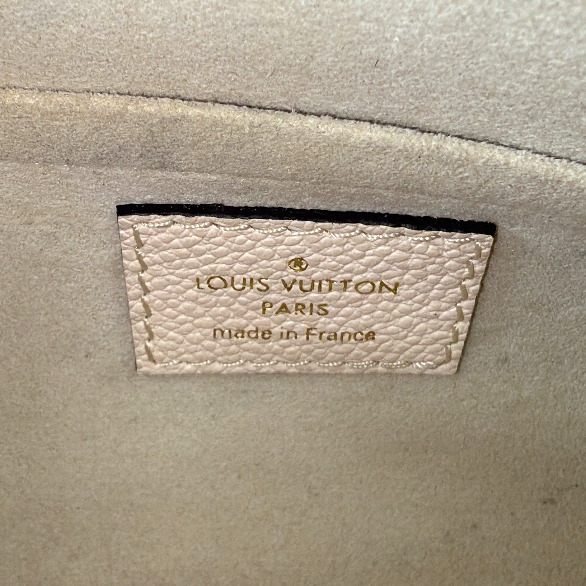 2601 Louis Vuitton Empreinte M45708 Papillon BB cream pouch