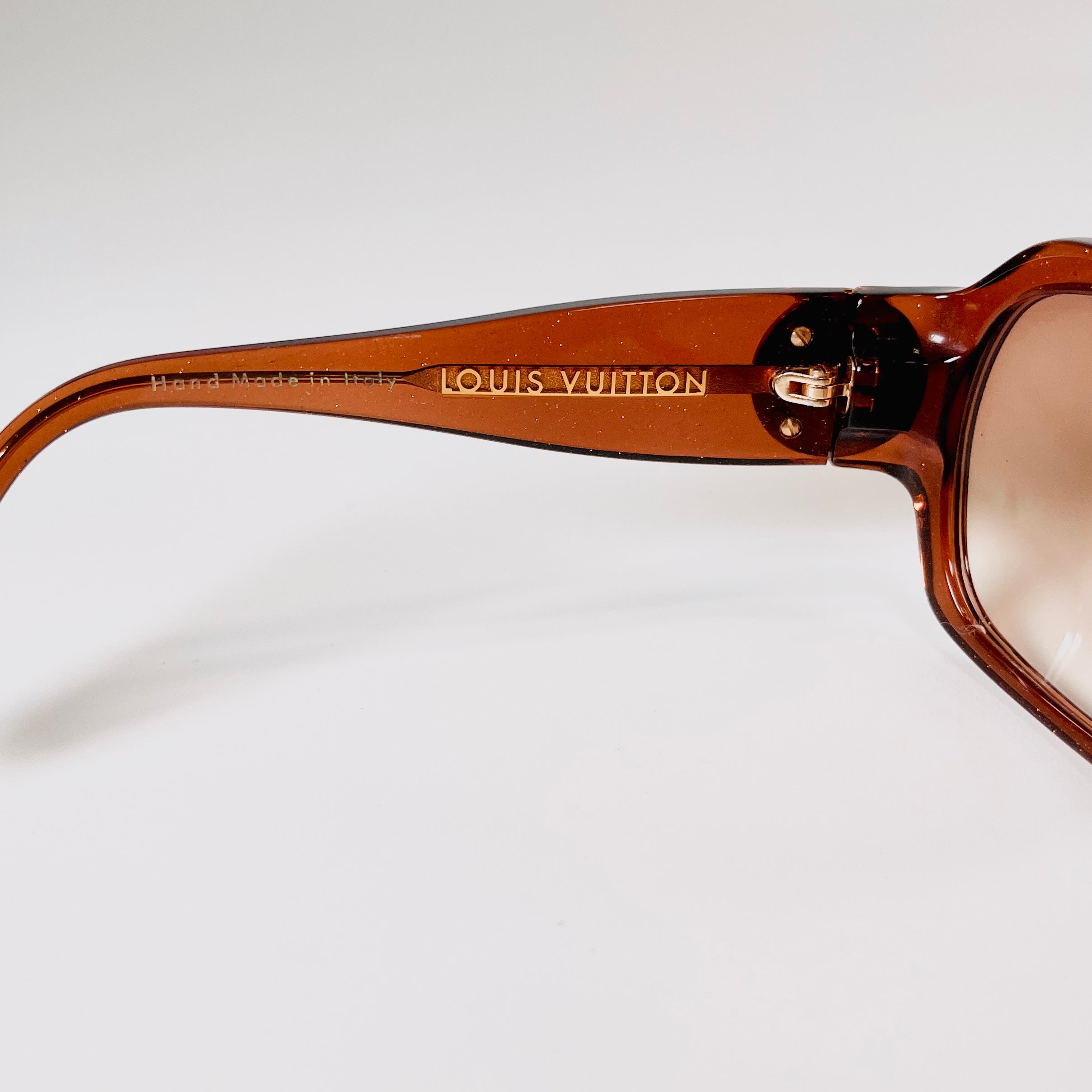 2606 secondhand LV Sunglasses / Eyewear