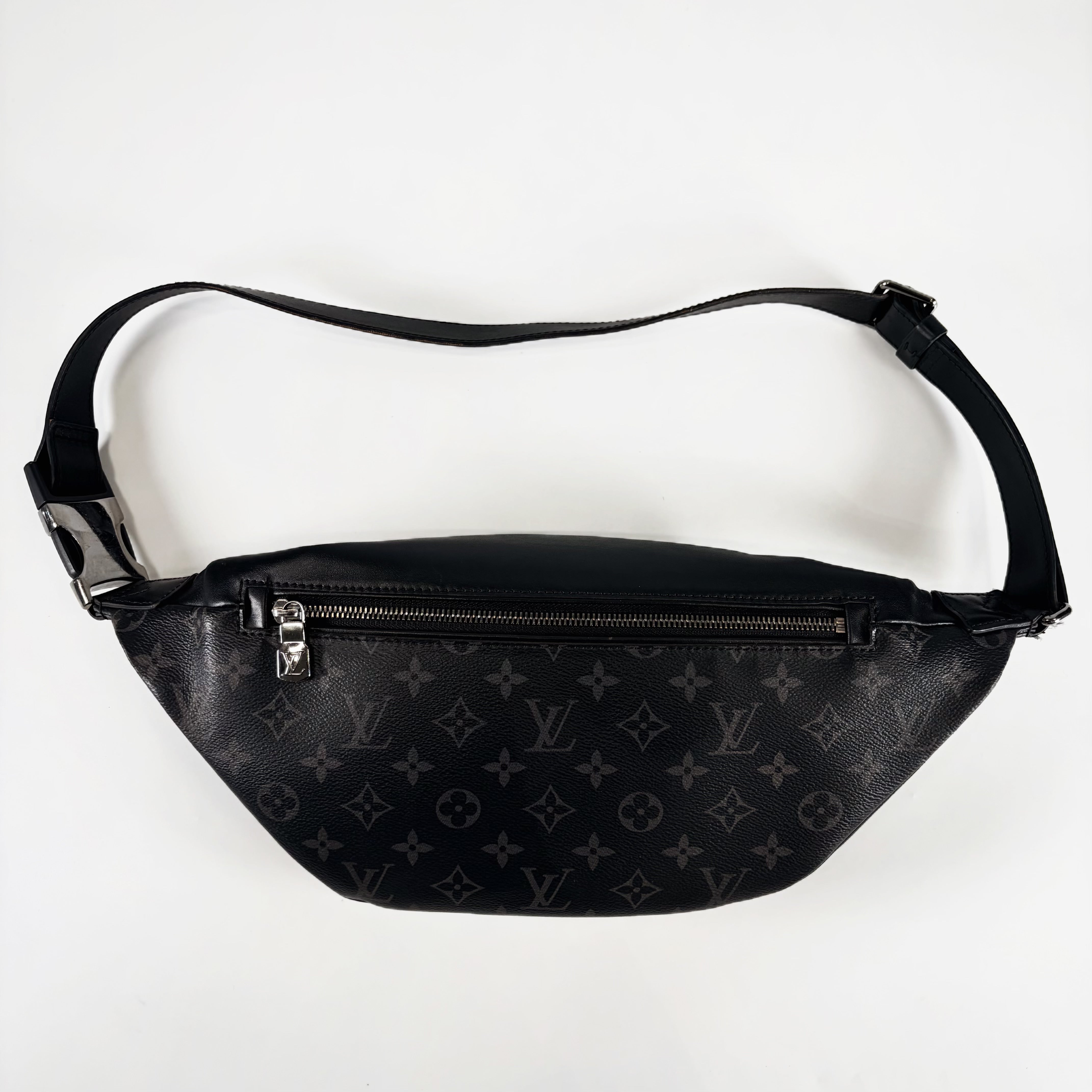 2602 secondhand LV brand bag M46035 Discovery Bam PM IC