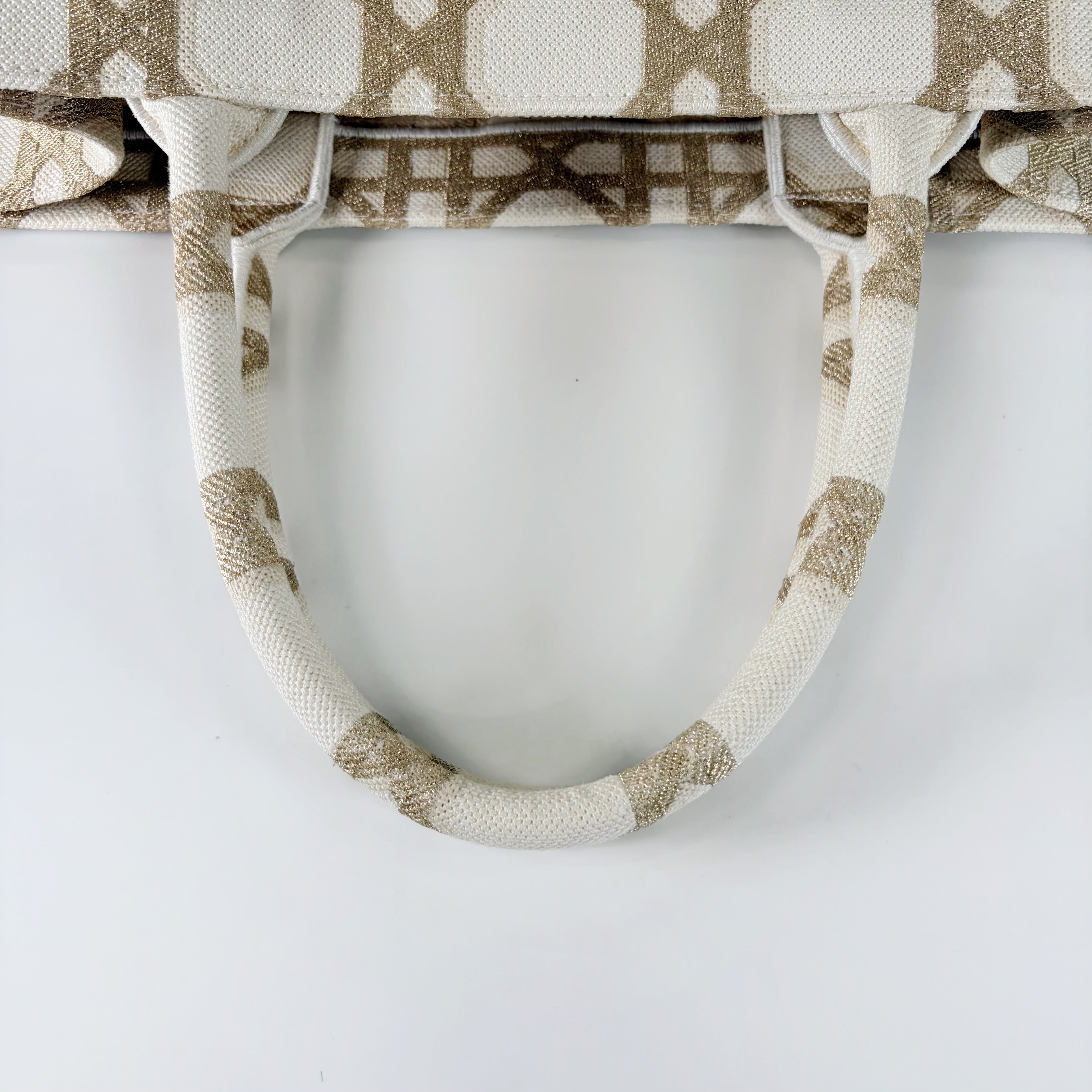 2602 secondhand CD Book Tote beige