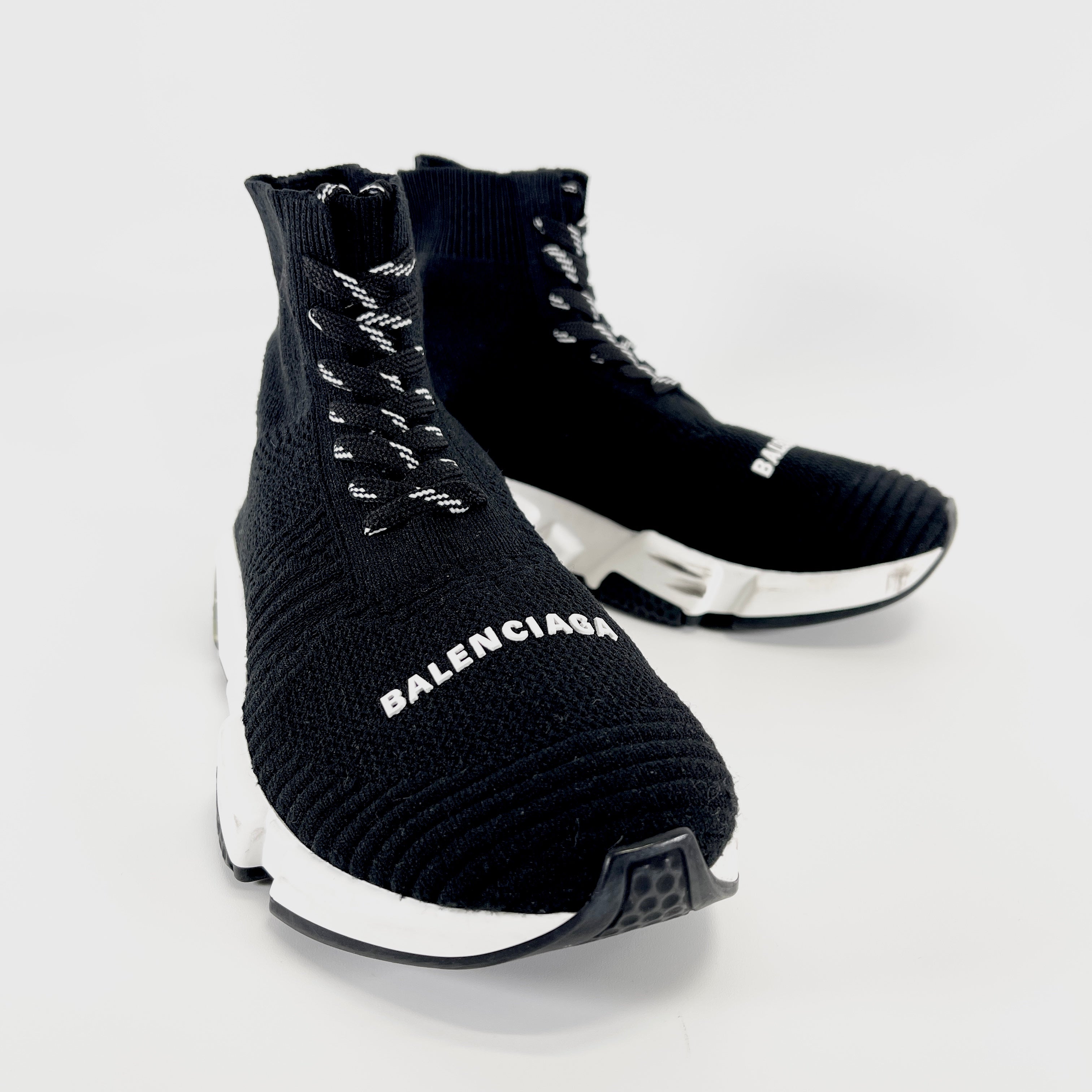 2602 secondhand BALENCIAGA knit sneakers Women's black race up (23cm)
