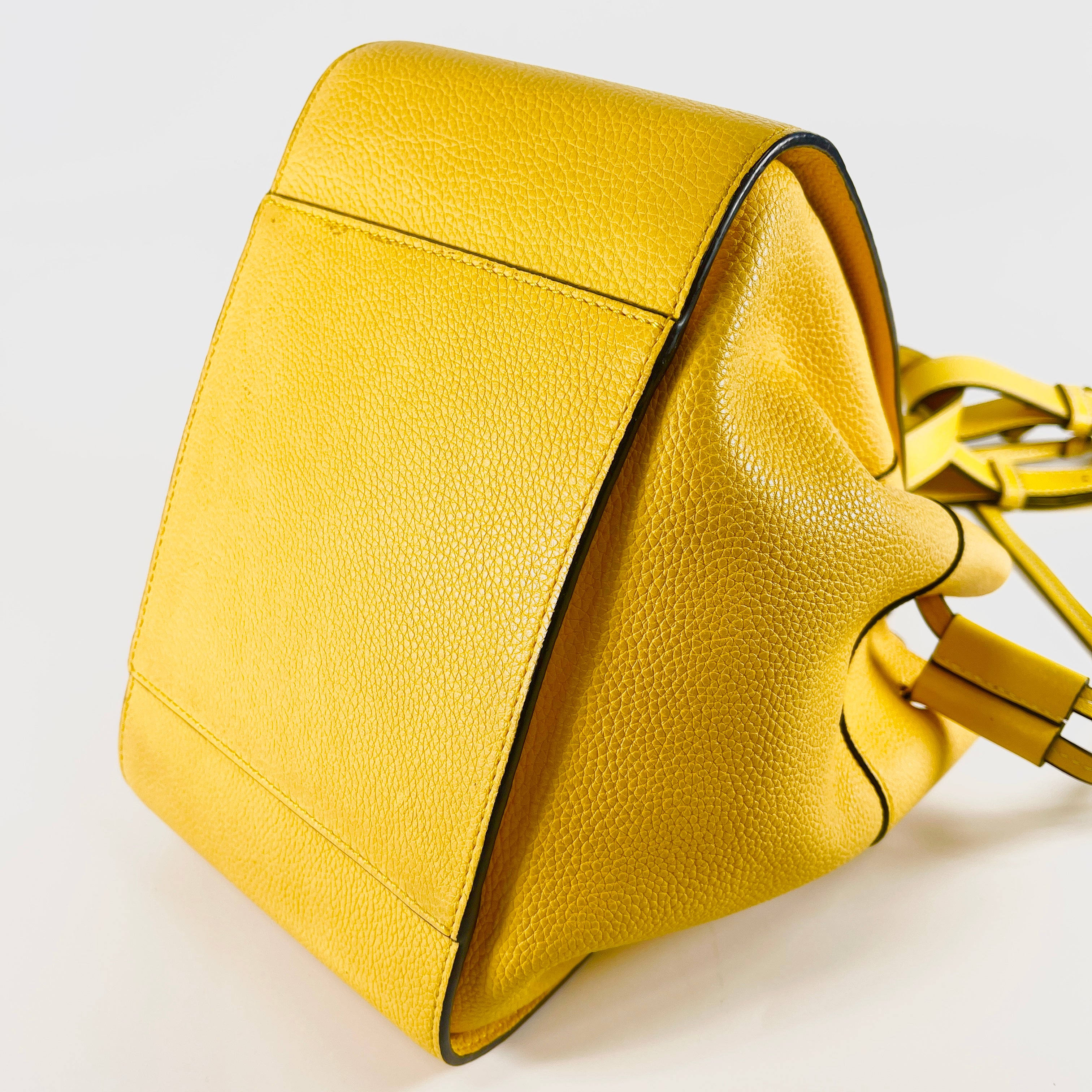 2602 secondhand LOEWE hammock Small leather 2WAY hand bag Yellow