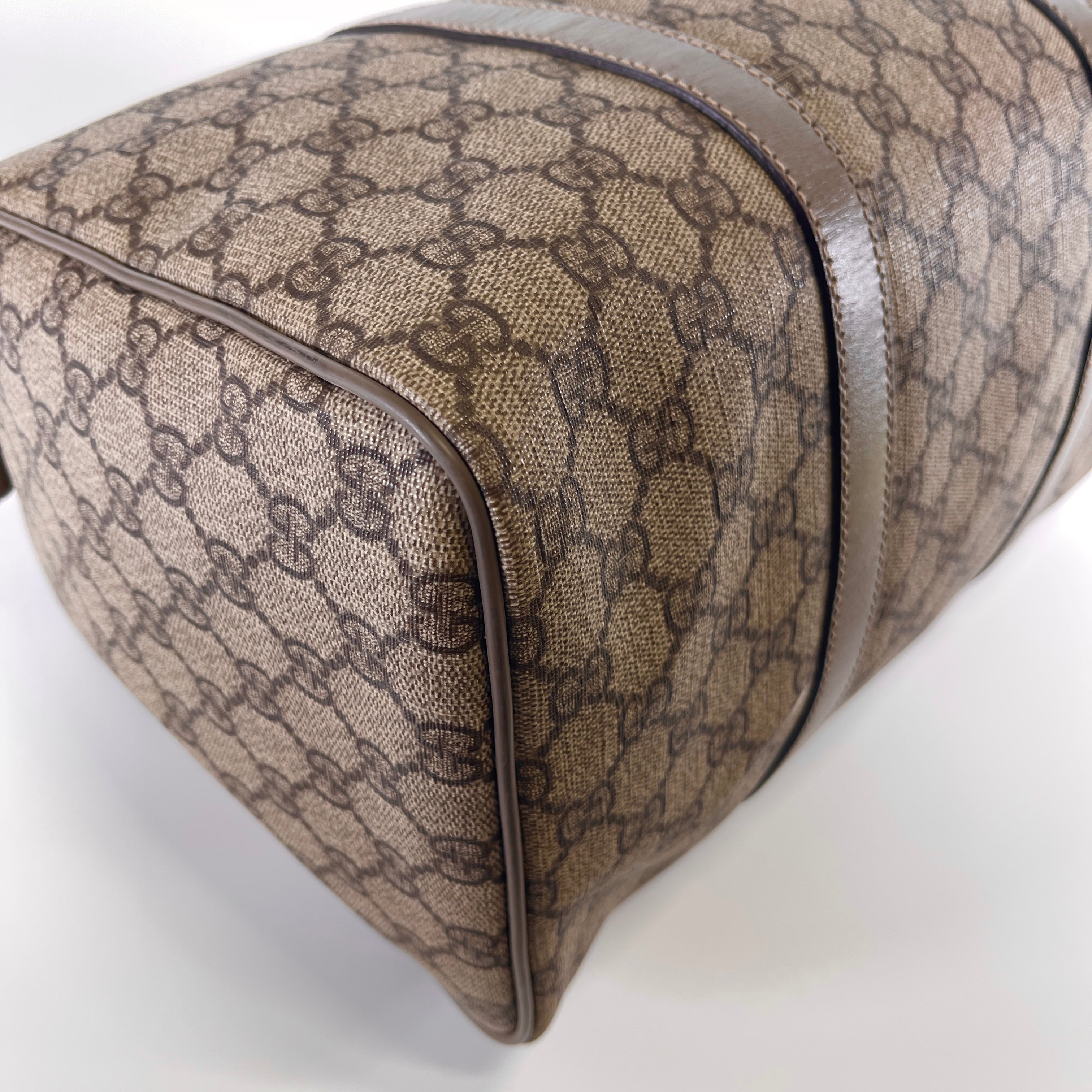 2605 secondhand GUCCI hand bag