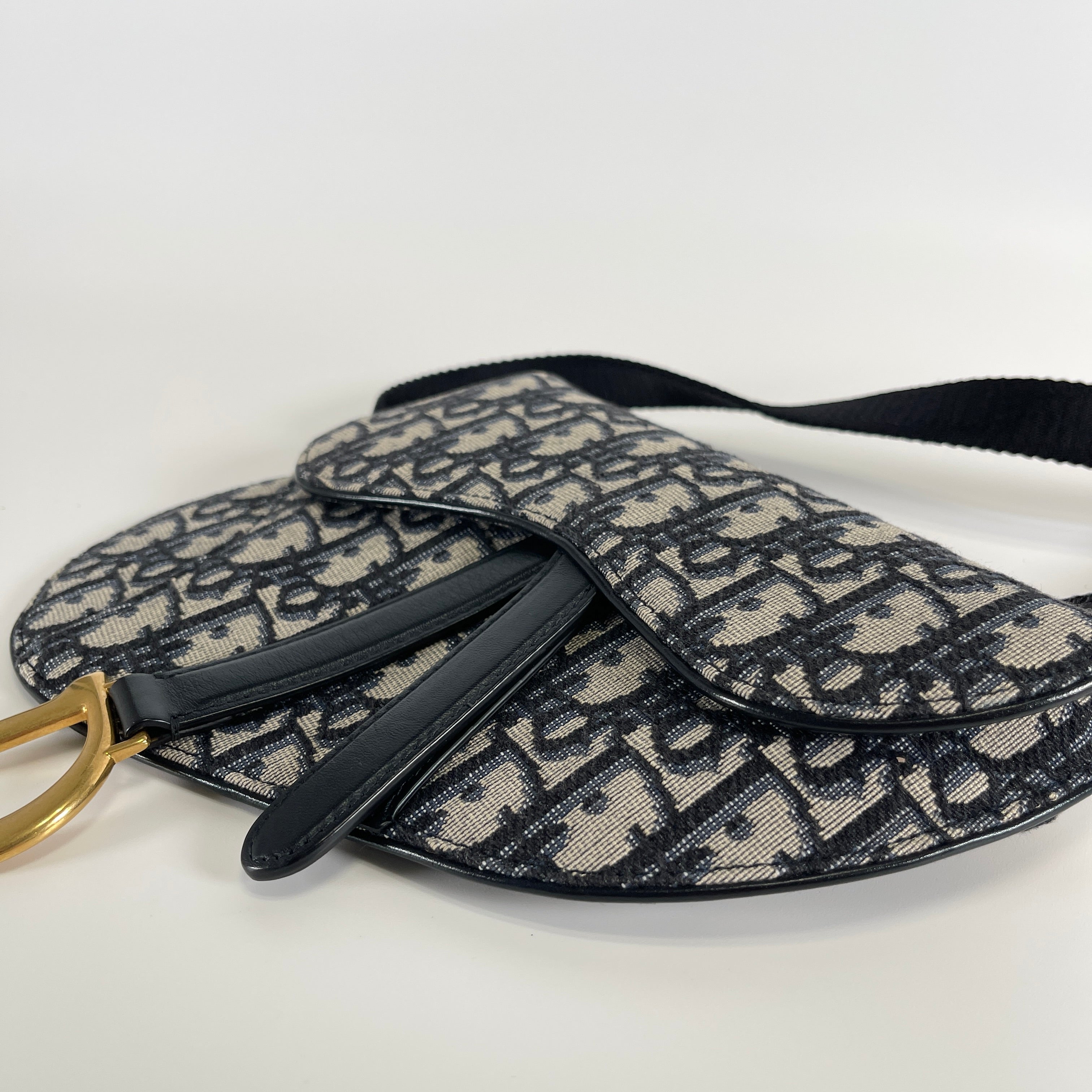 2605 secondhand CD of leak saddle canvas Waist pouch Navy