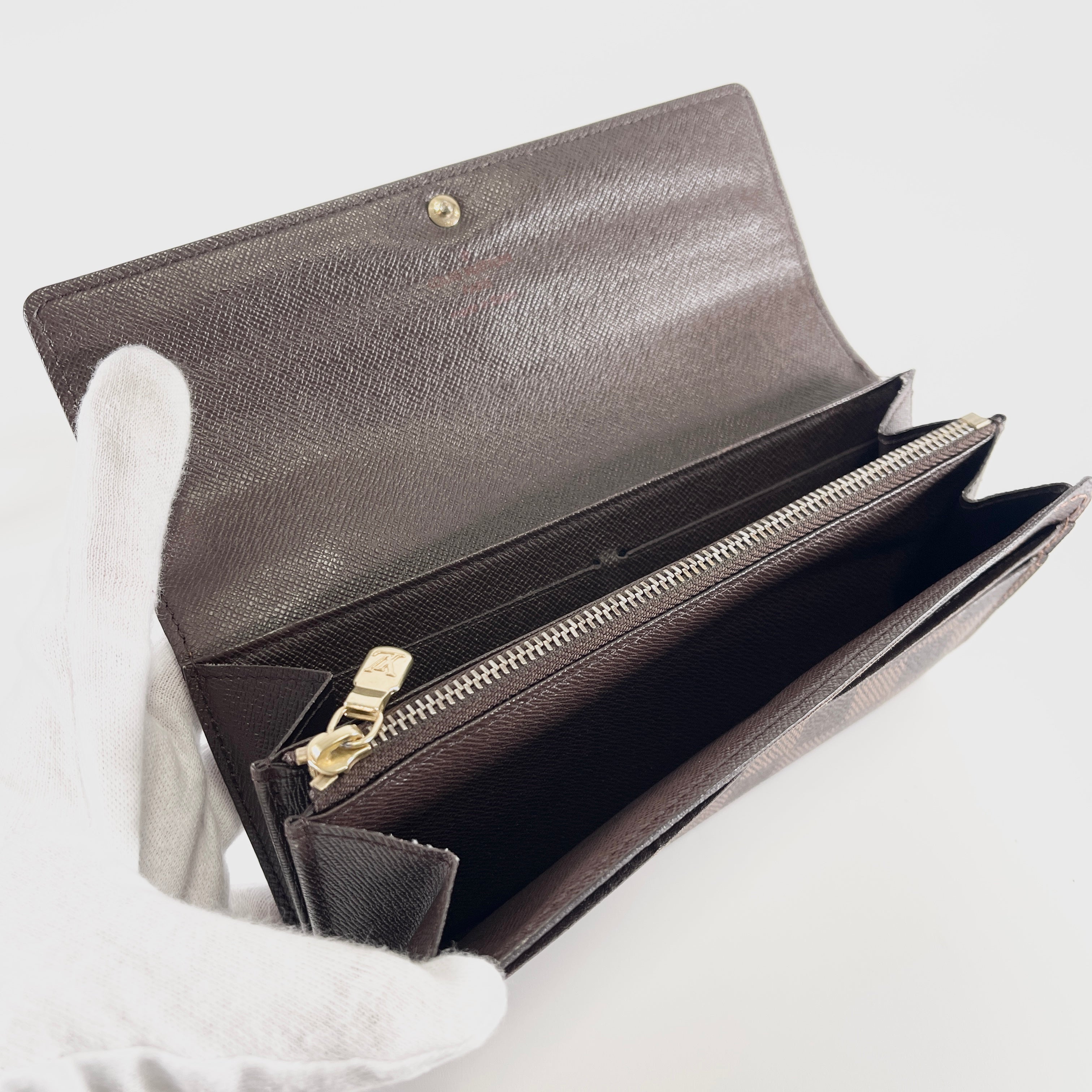 LOUIS VUITTON Damier Ebene Portefeuille Sarah Long Wallet