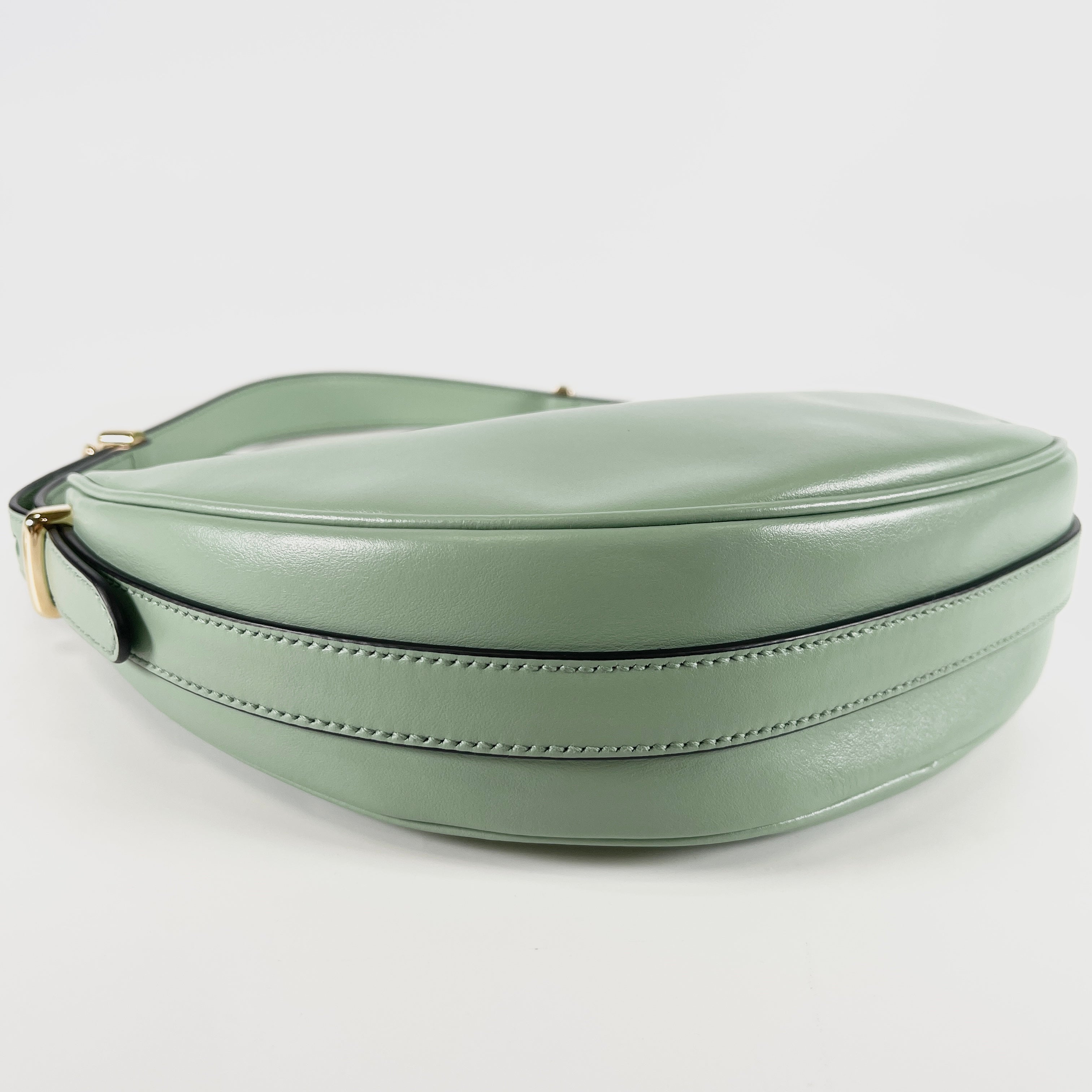 2603 secondhand PRADA Small back