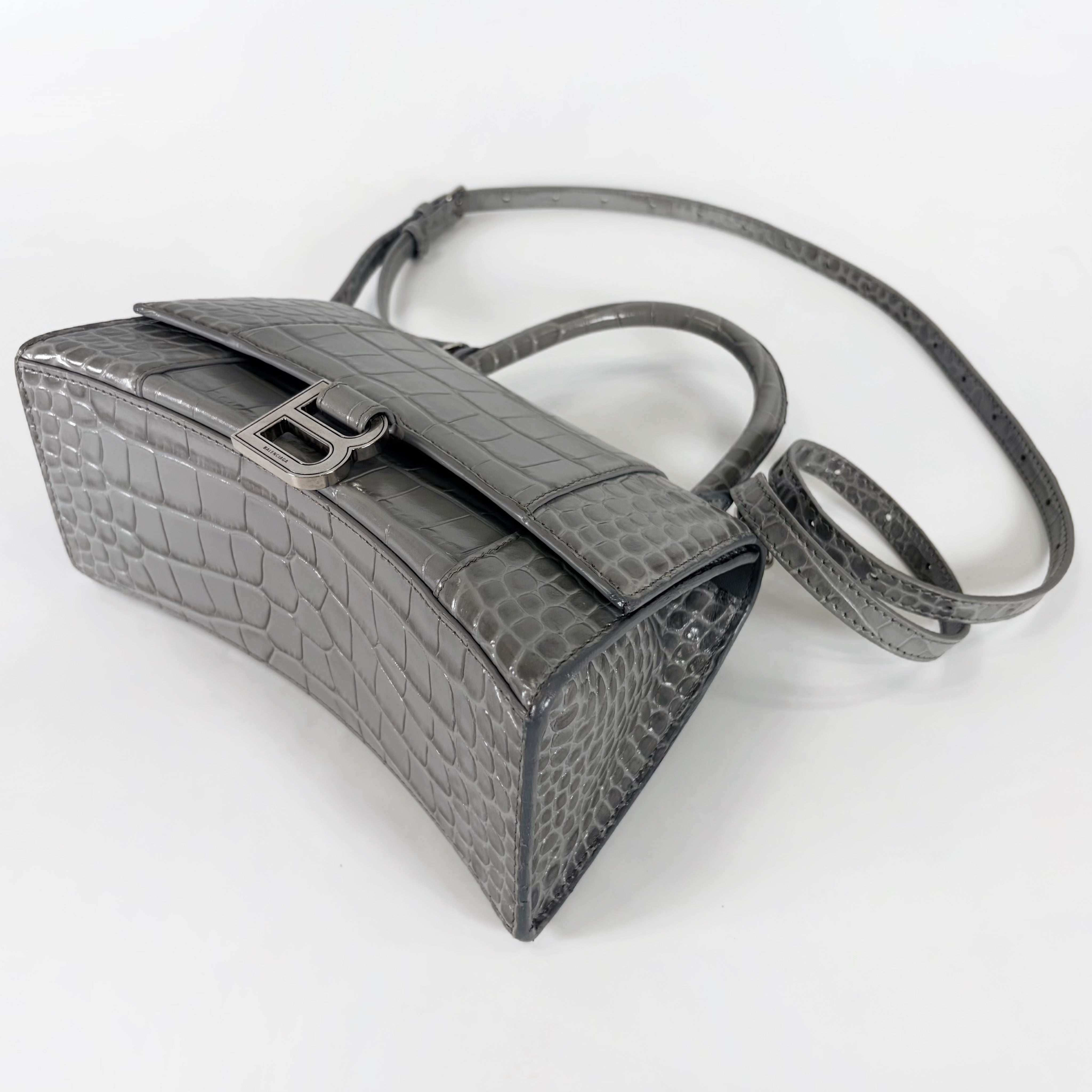2603 secondhand BALENCIAGA Small Hourglass ring bag