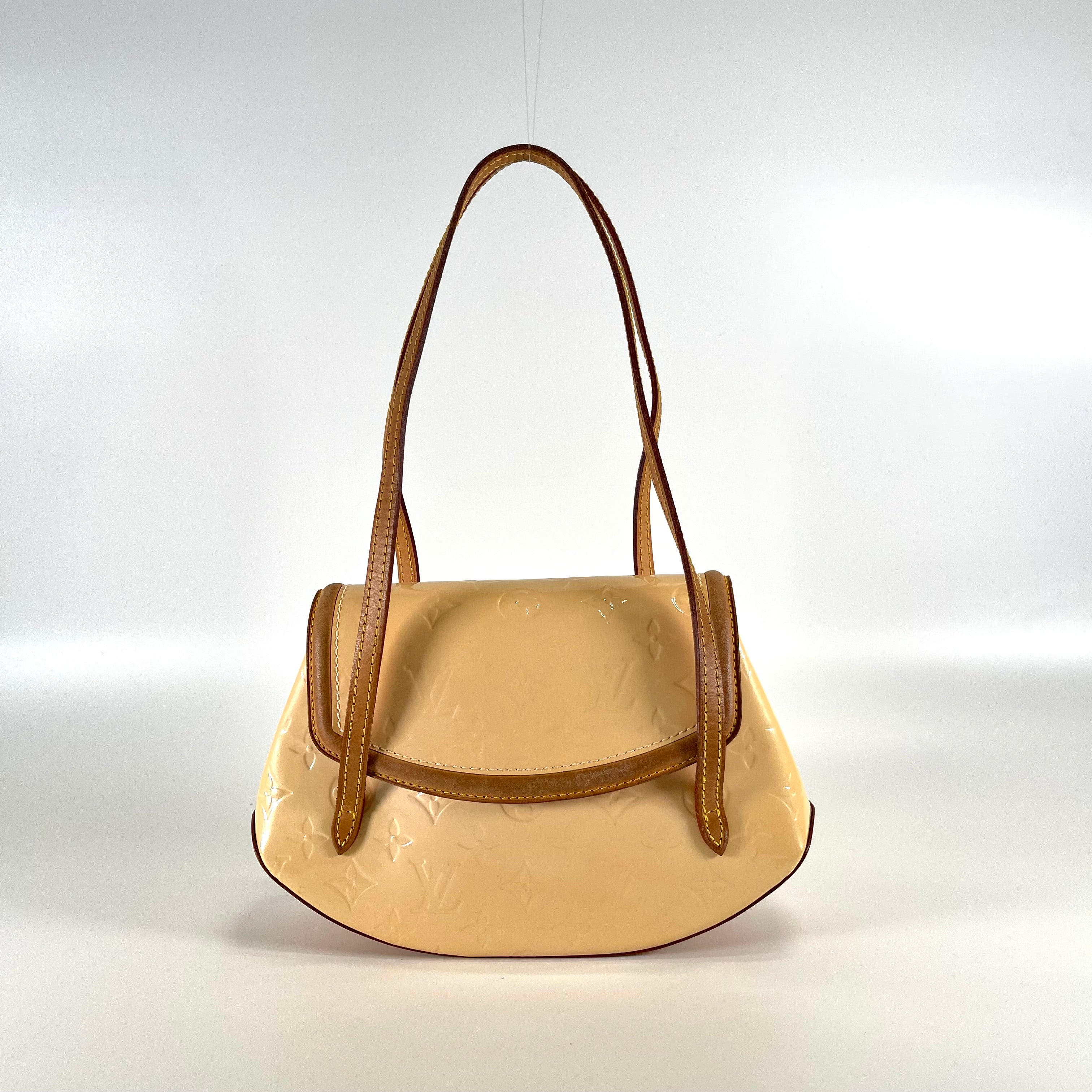 2601 Louis Vuitton Monogram Vernis PM M91187 TH0074
