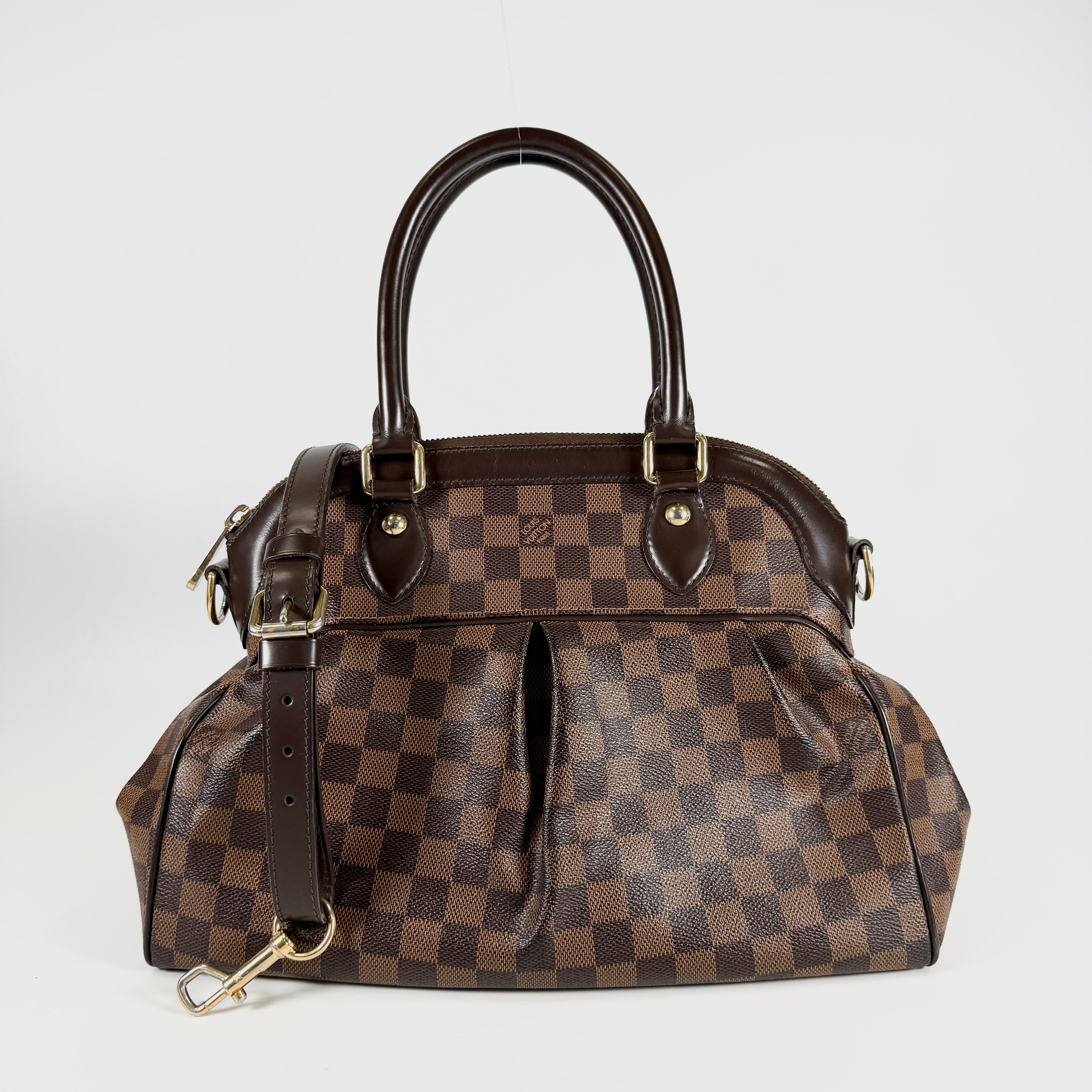 2605 secondhand LV Damier N51997 HANDBAG