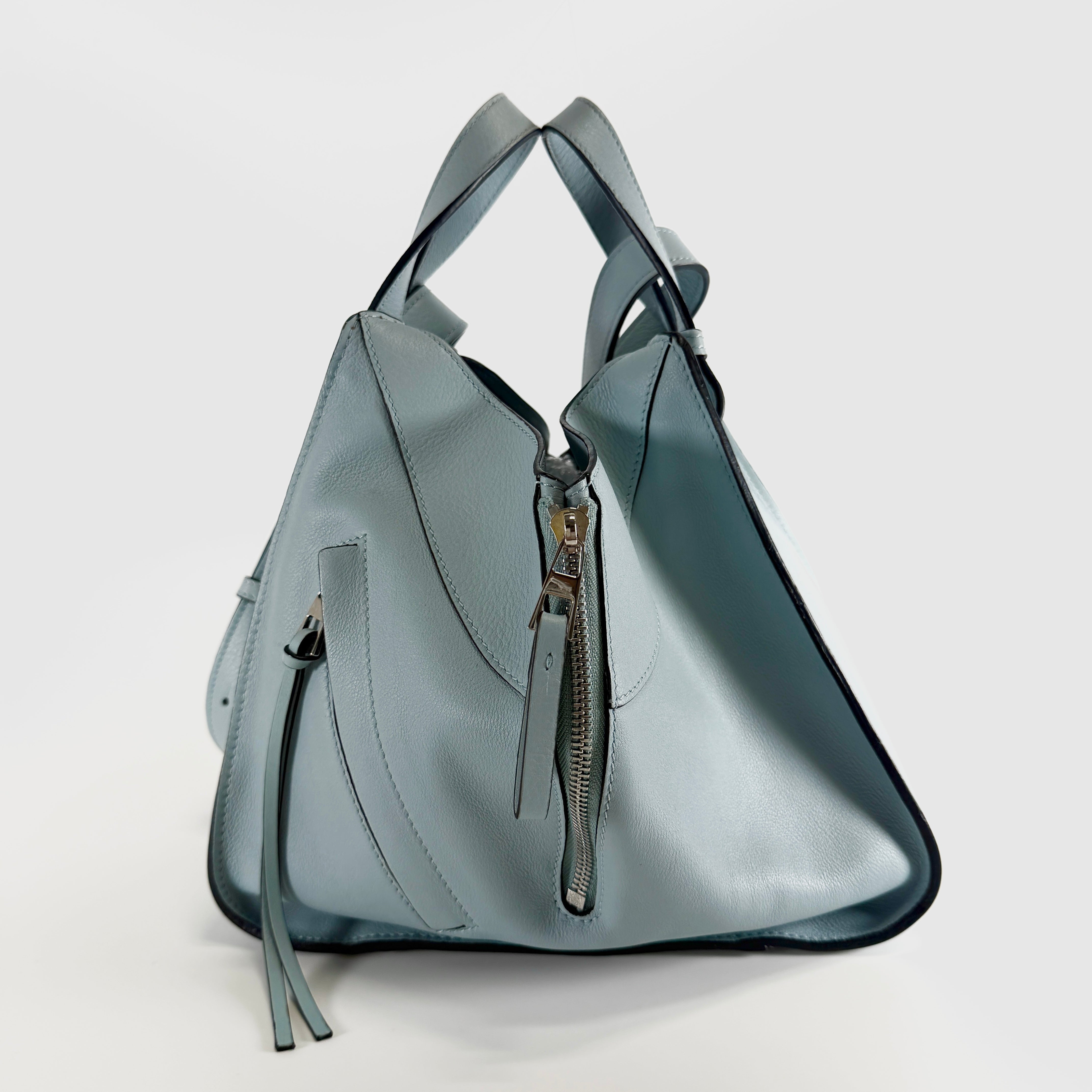 2604 secondhand LOEWE bag hammock Small Light blue / rain leather