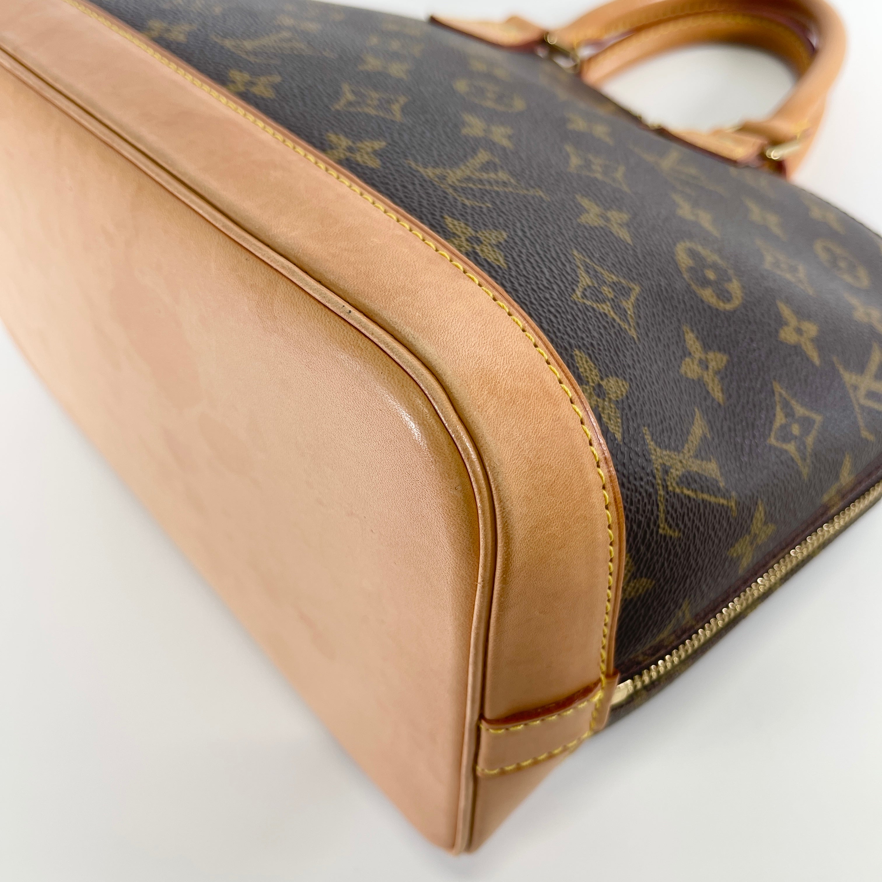 Louis Vuitton Alma PM Monogram Canvas