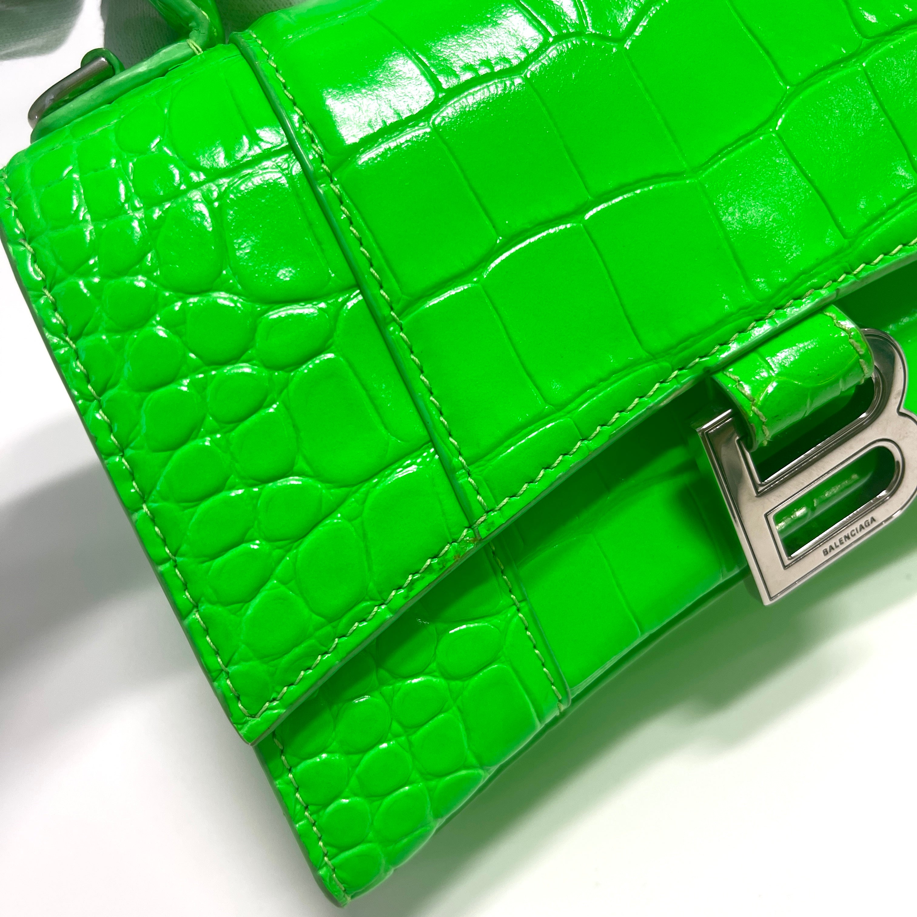 2604 secondhand BALENCIAGA Hourglass XS 2way Shoulder bag green