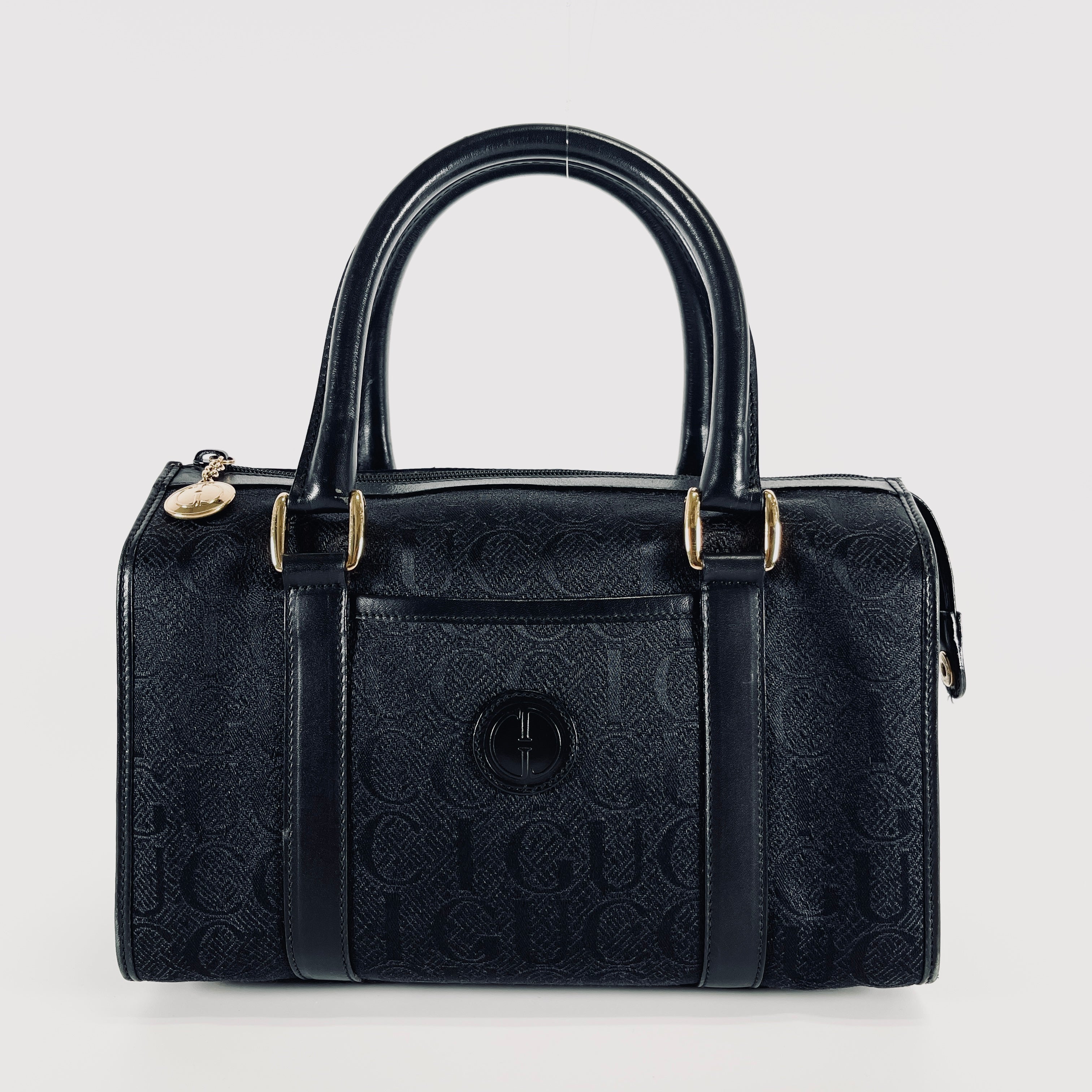 2605 secondhand GUCCI Boston bag