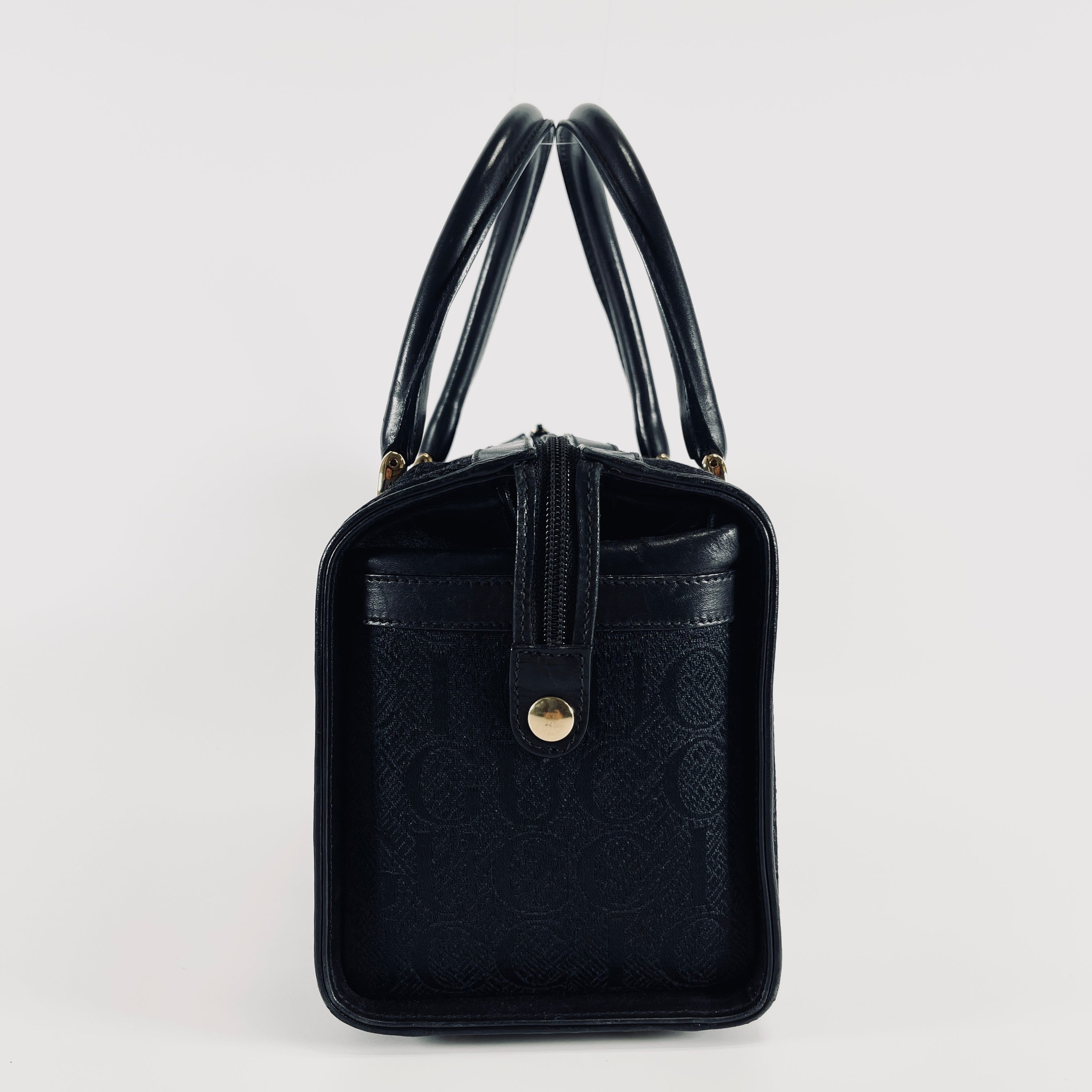 2605 secondhand GUCCI Boston bag