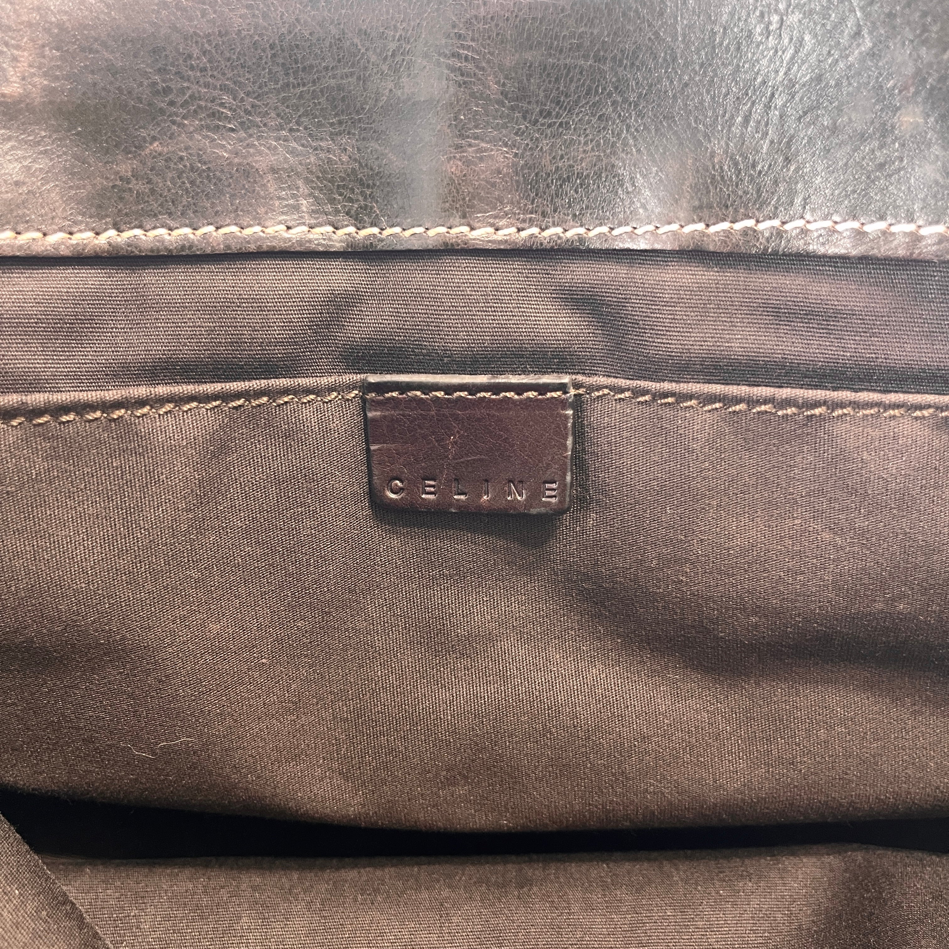 2605 secondhand CELINE Boogie bag